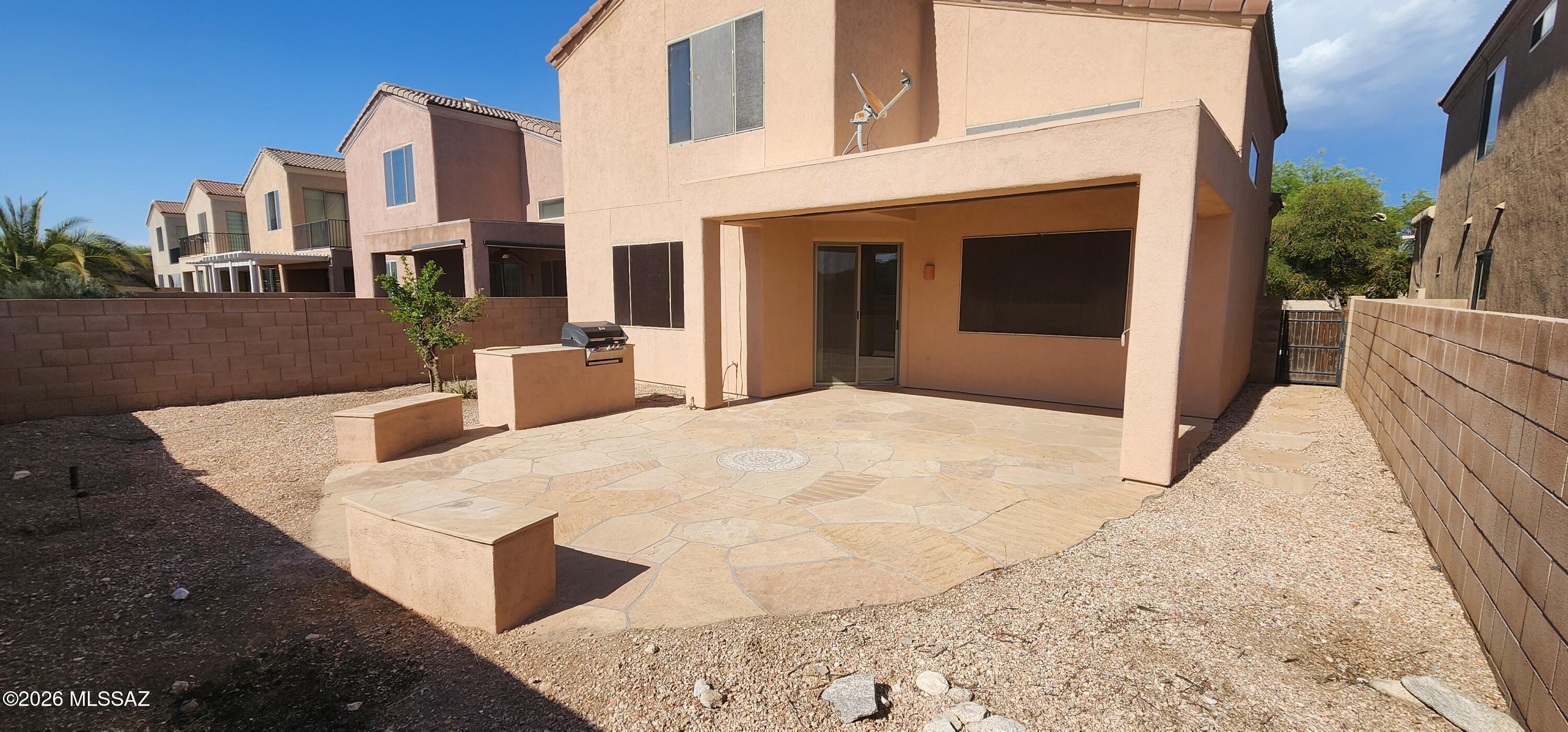 Riverside Crossing (1-133) - Residential Lease