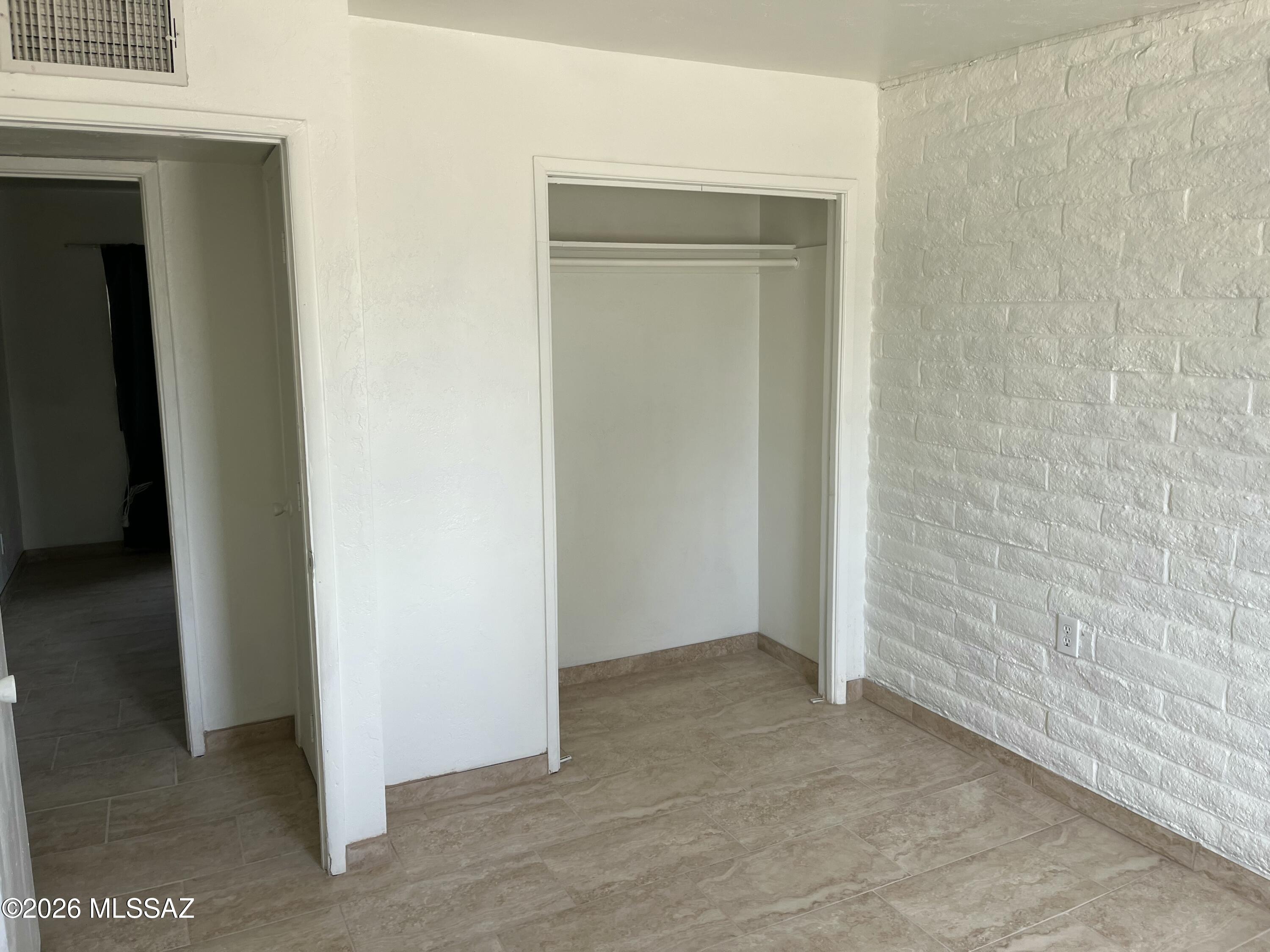 N/A - Residential Lease