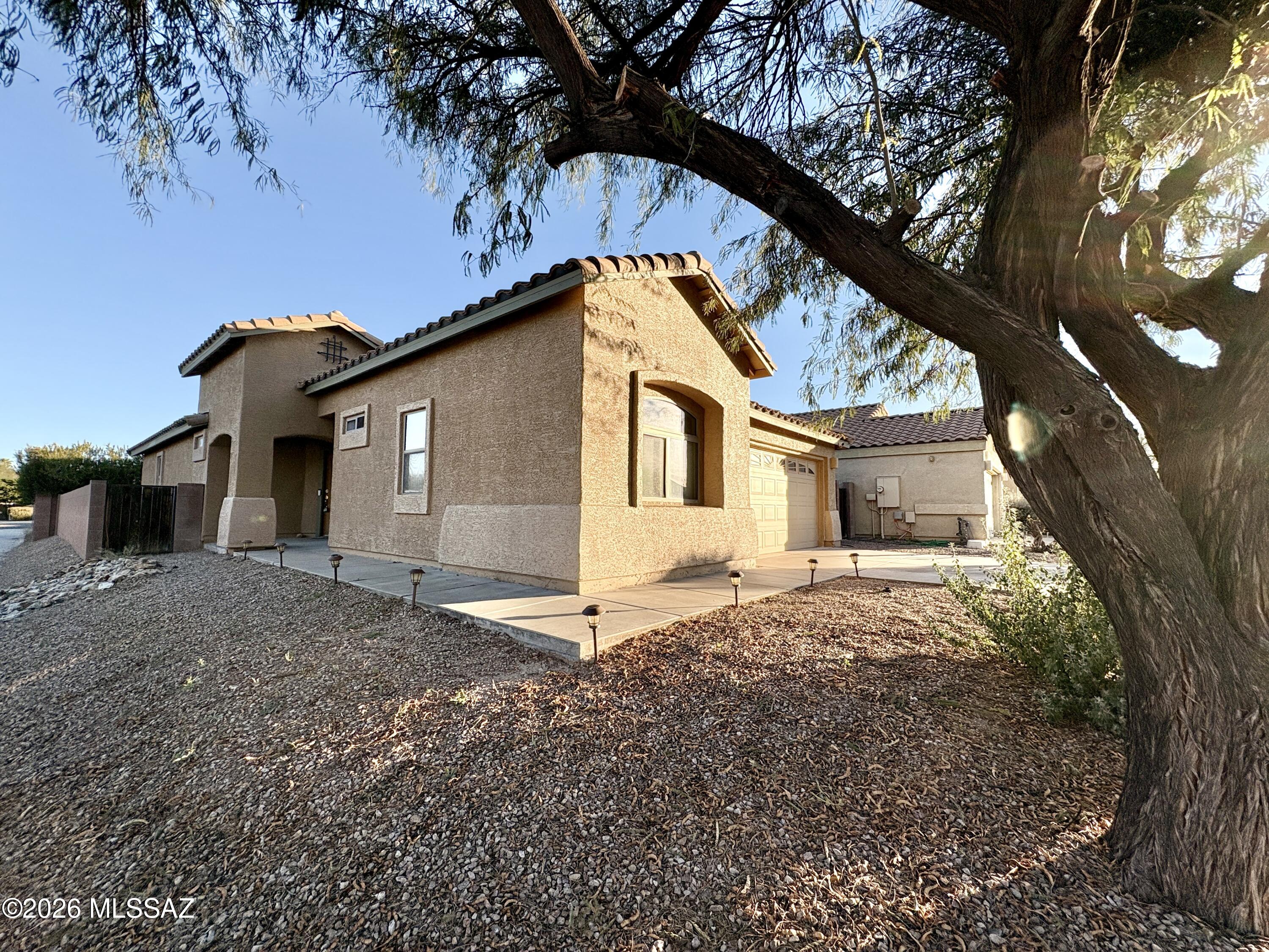 Sycamore Park Village 1 (1-94) - Residential Lease