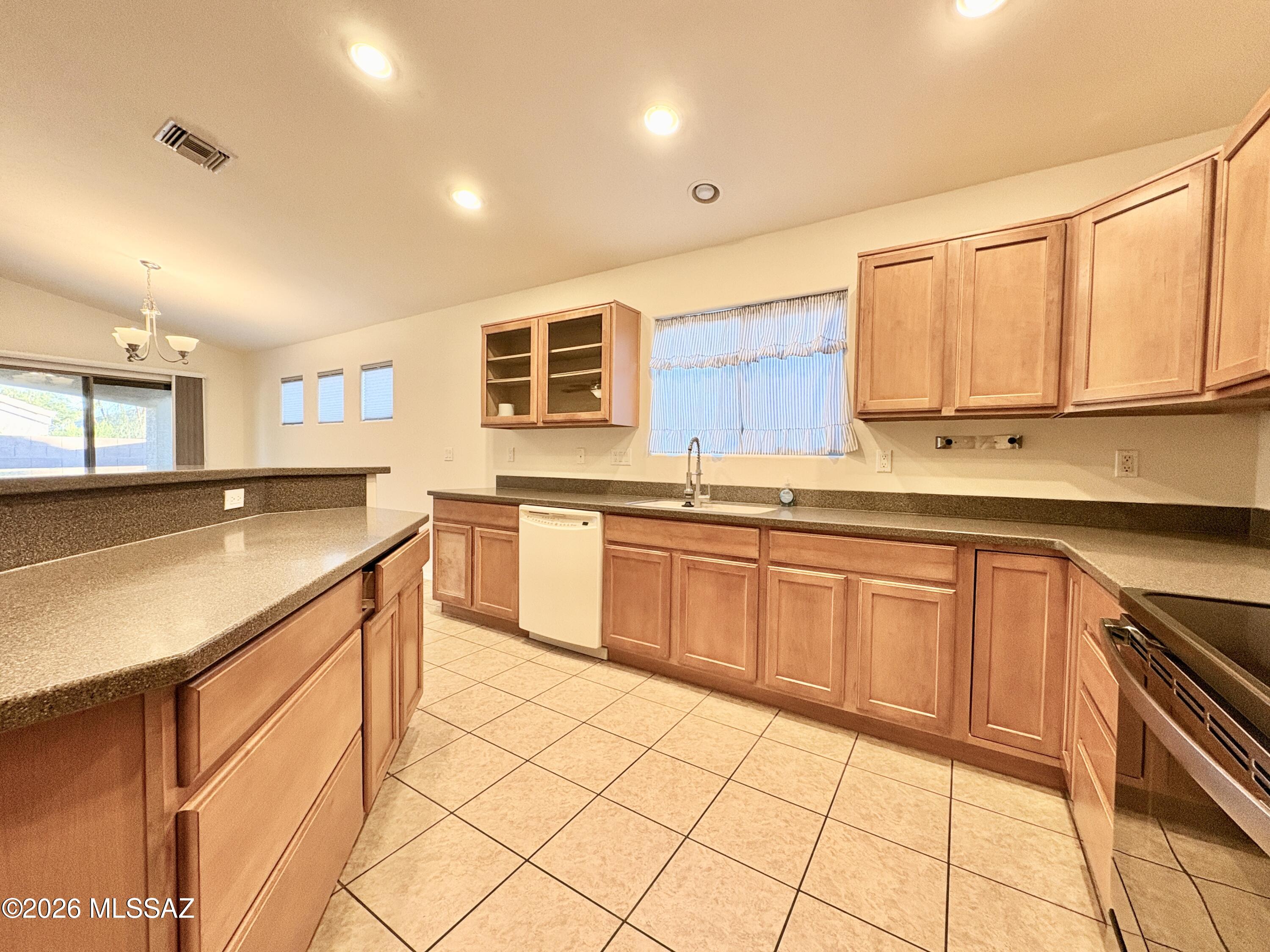 Sycamore Park Village 1 (1-94) - Residential Lease