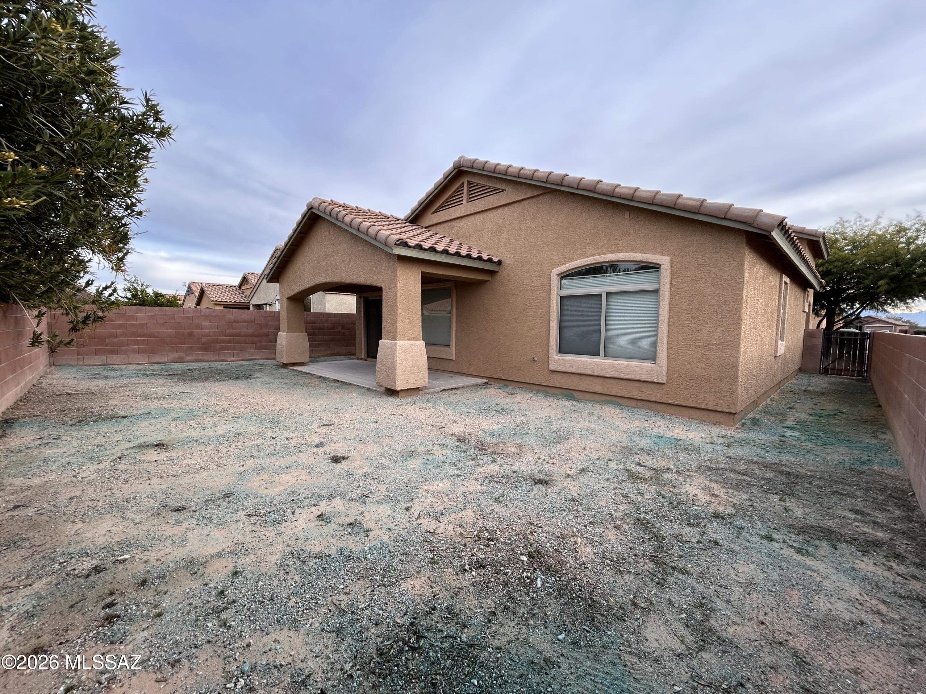 Sycamore Park Village 1 (1-94) - Residential Lease