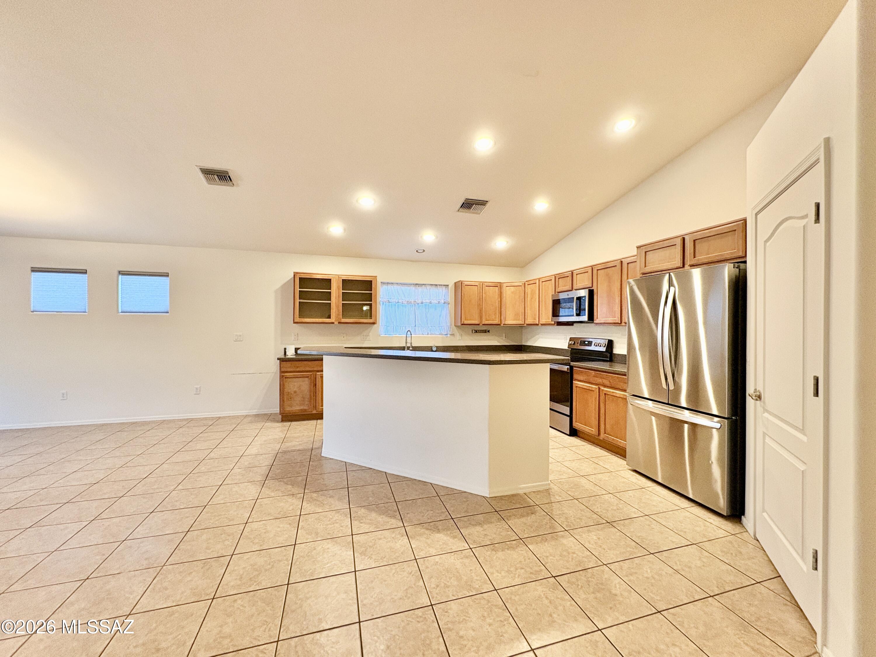 Sycamore Park Village 1 (1-94) - Residential Lease