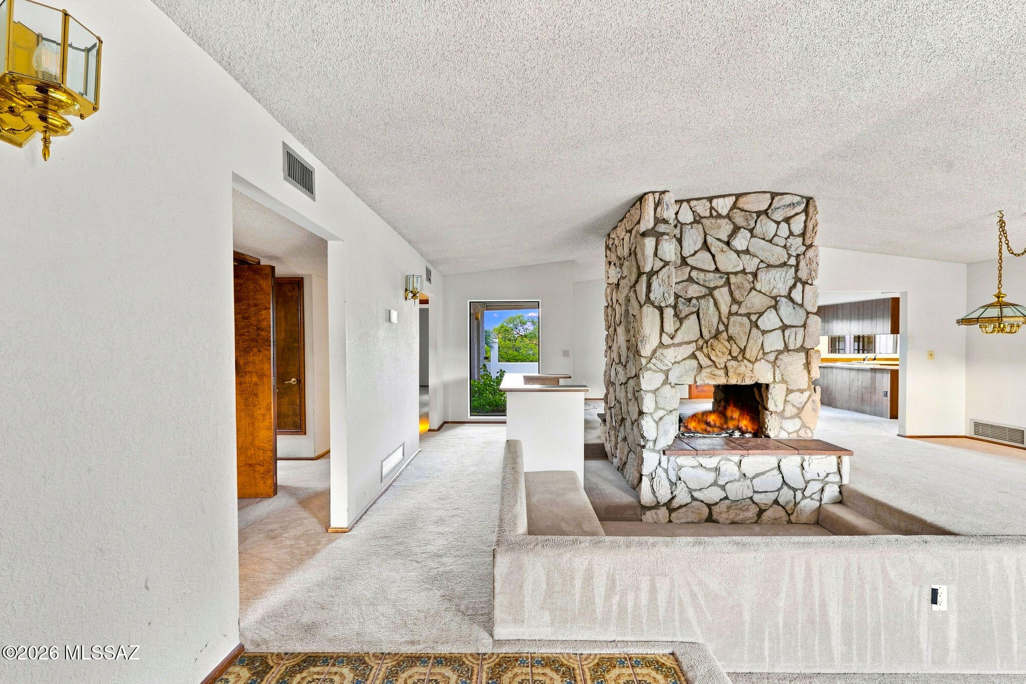 Catalina Madre (1-70) - Residential