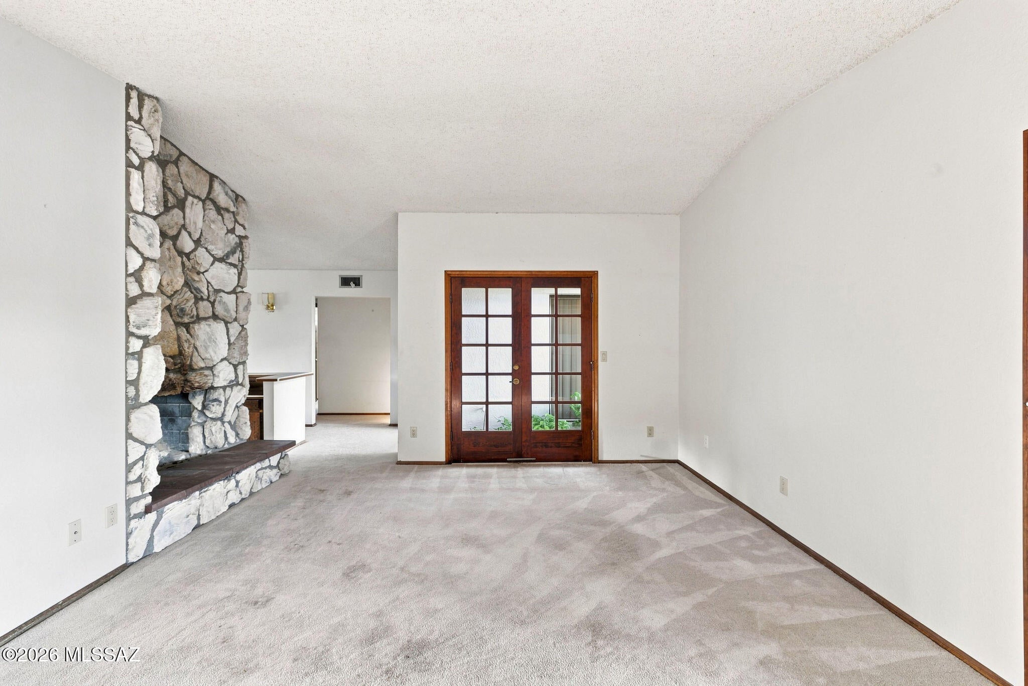 Catalina Madre (1-70) - Residential