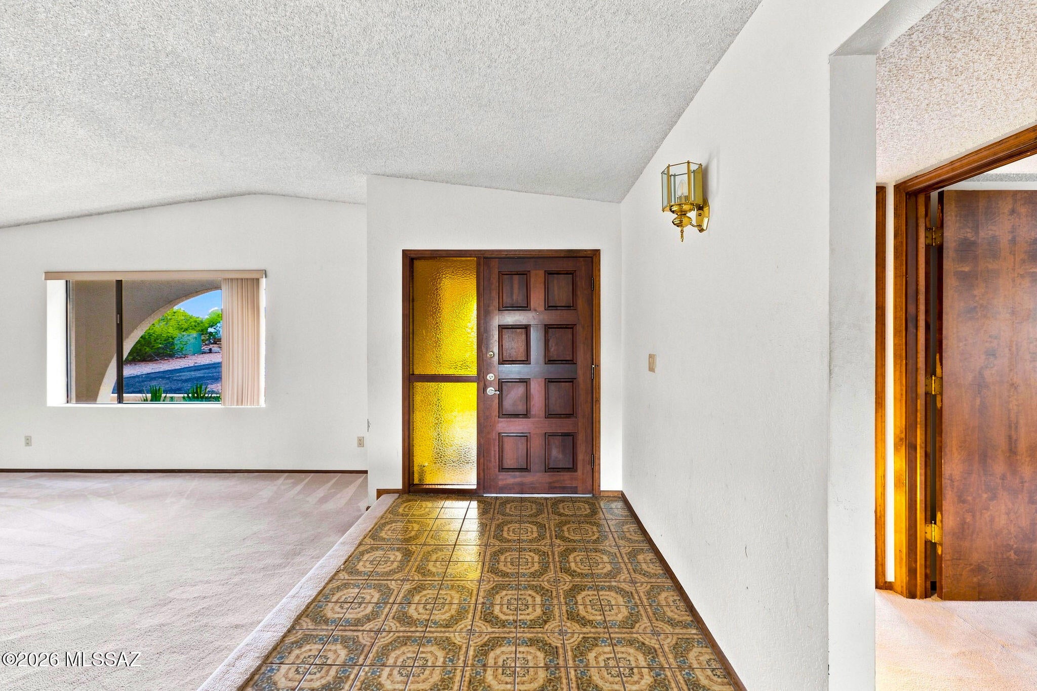Catalina Madre (1-70) - Residential