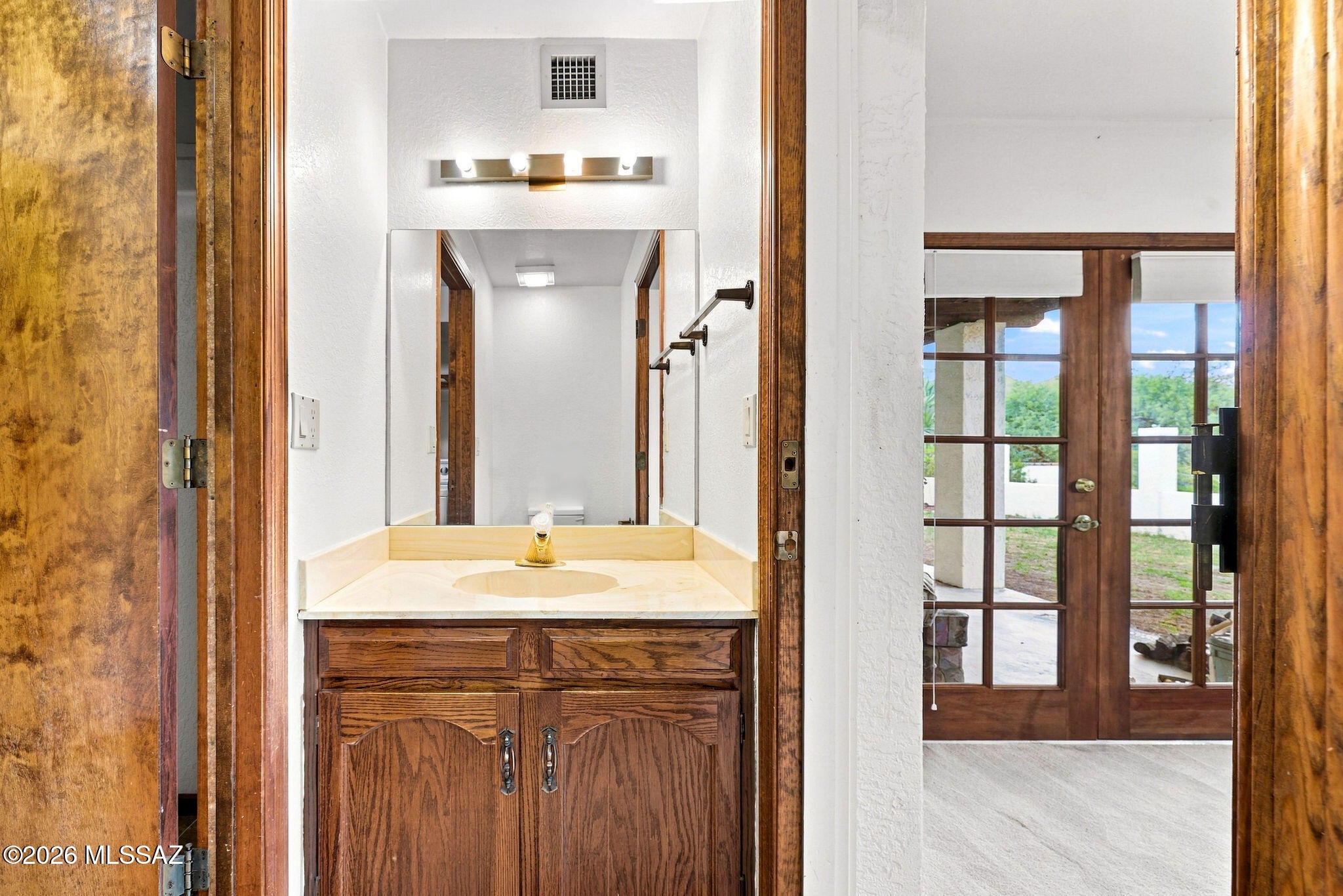 Catalina Madre (1-70) - Residential