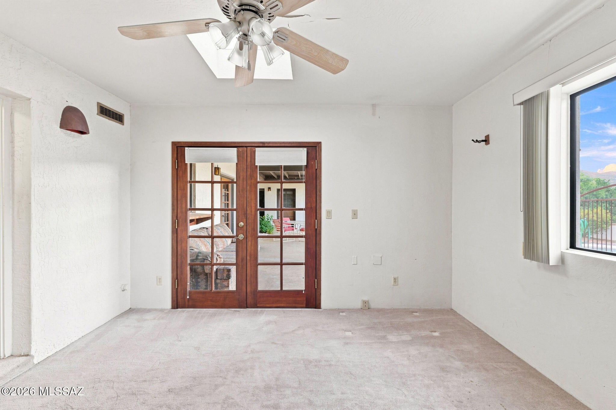 Catalina Madre (1-70) - Residential