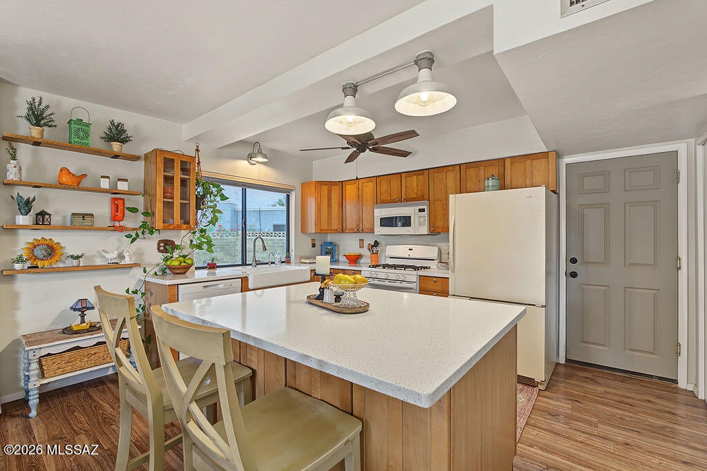 Broadway East (254-390) - Residential
