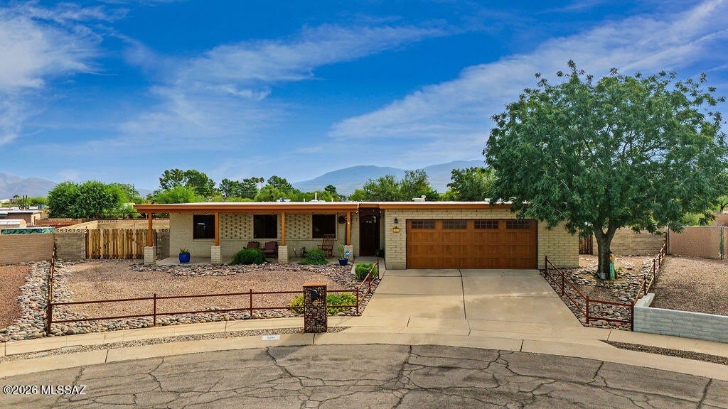 Broadway East (254-390) - Residential
