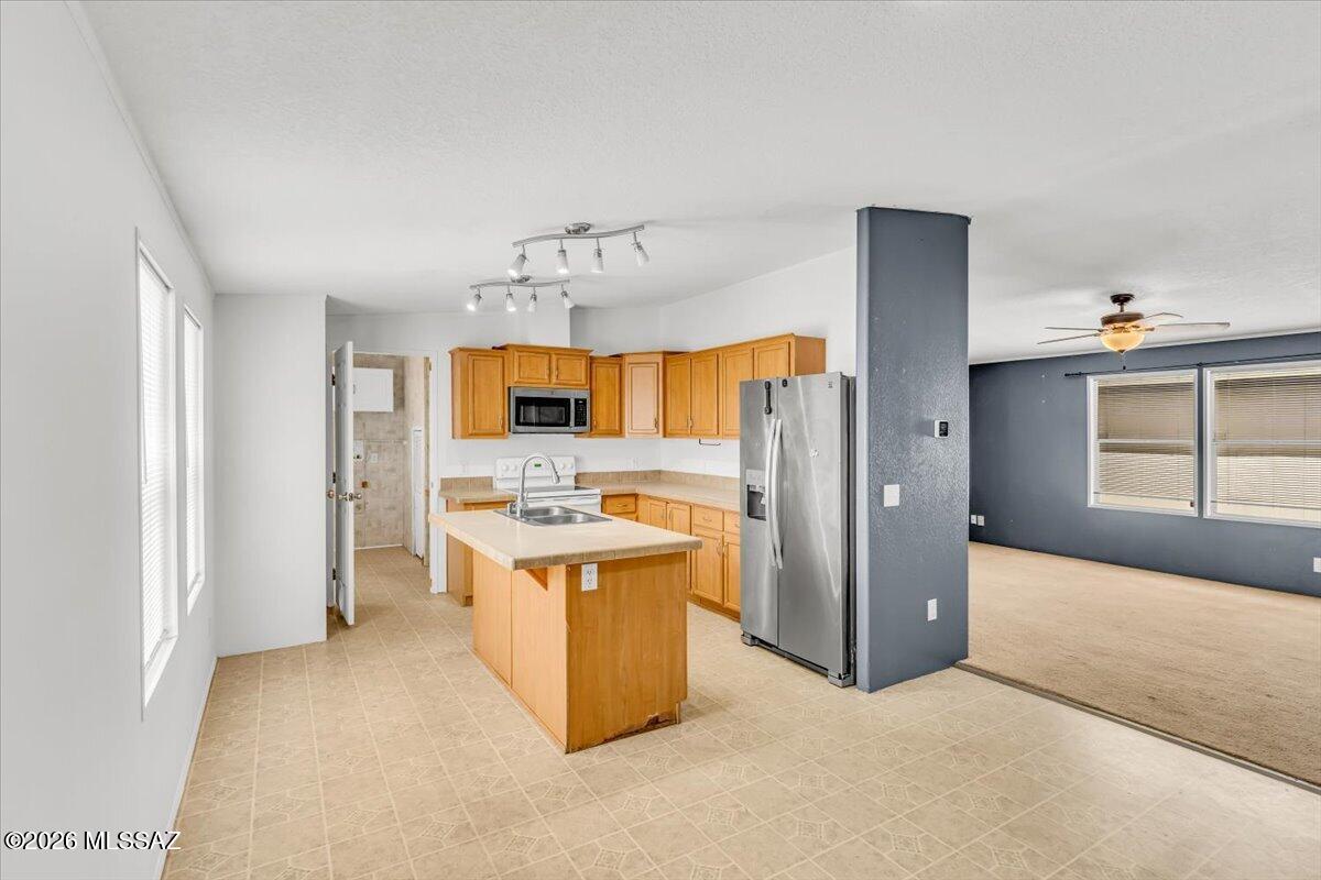 Cholla Manor (1-86) - Residential
