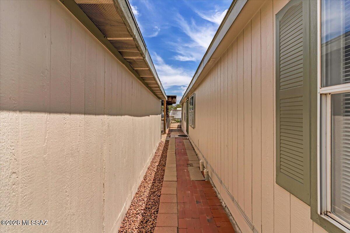 Cholla Manor (1-86) - Residential