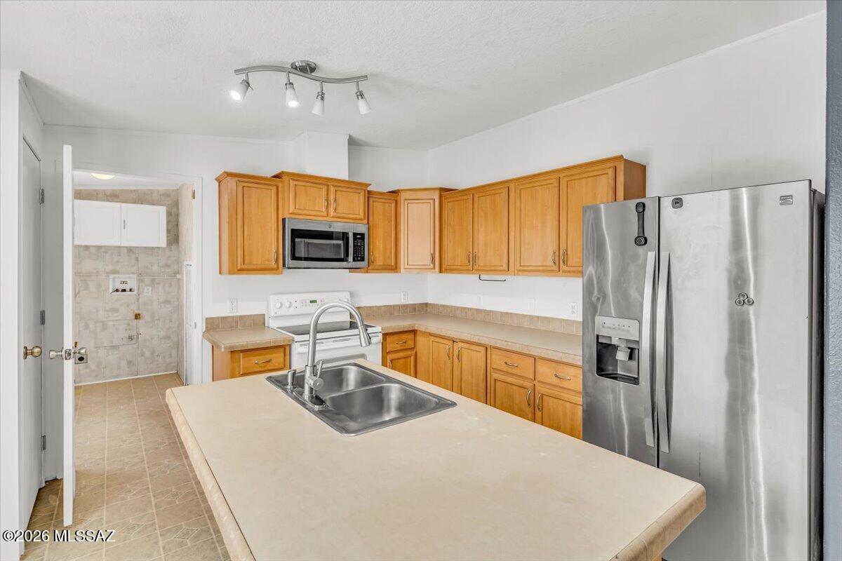 Cholla Manor (1-86) - Residential