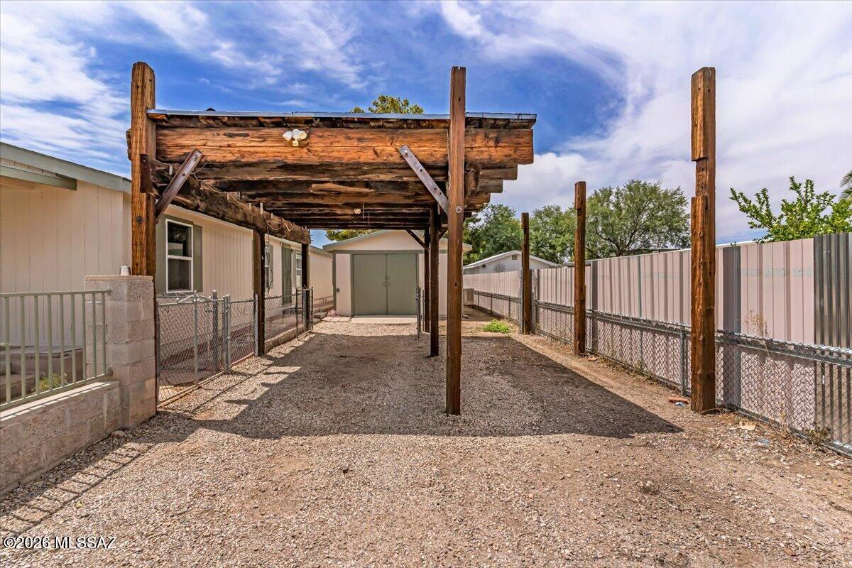 Cholla Manor (1-86) - Residential