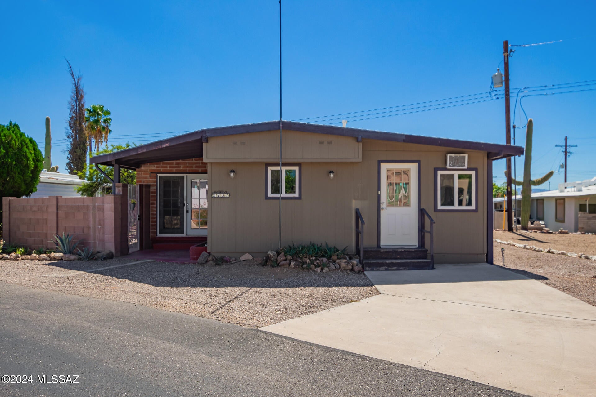Tucson Estates (403-758) - Residential