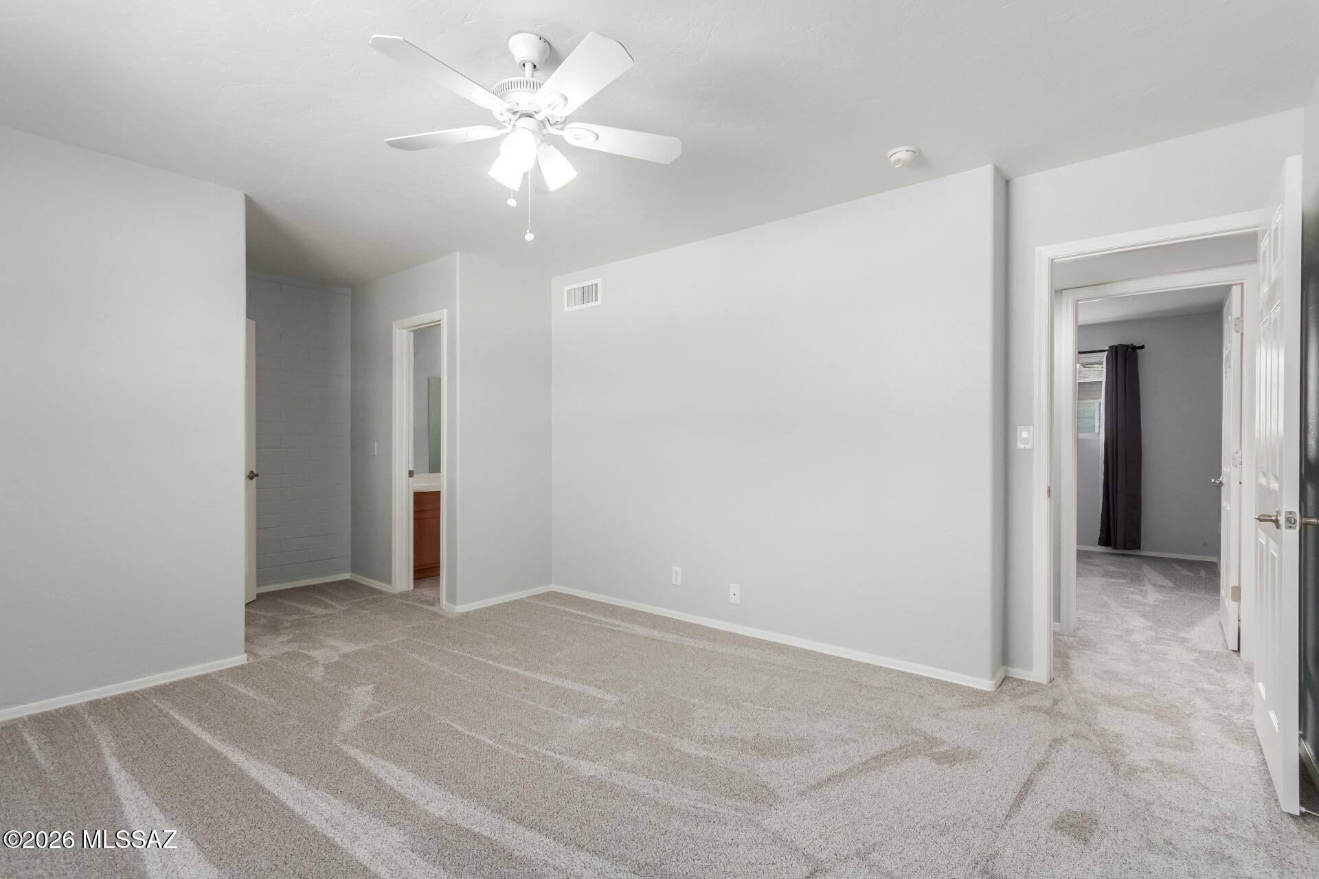 Villa Venice Condos - Residential