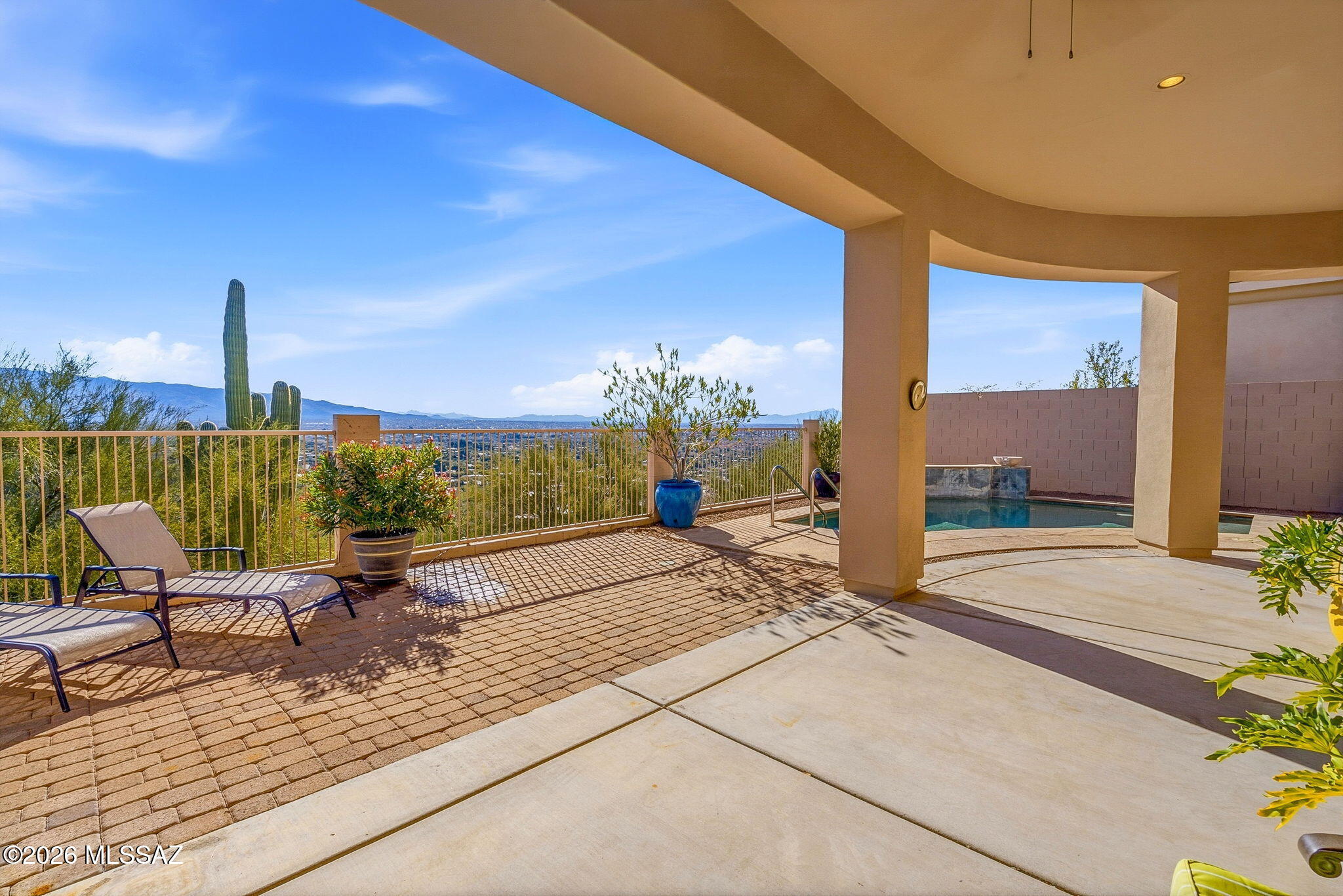 Sabino Mountain (1-290) - Residential