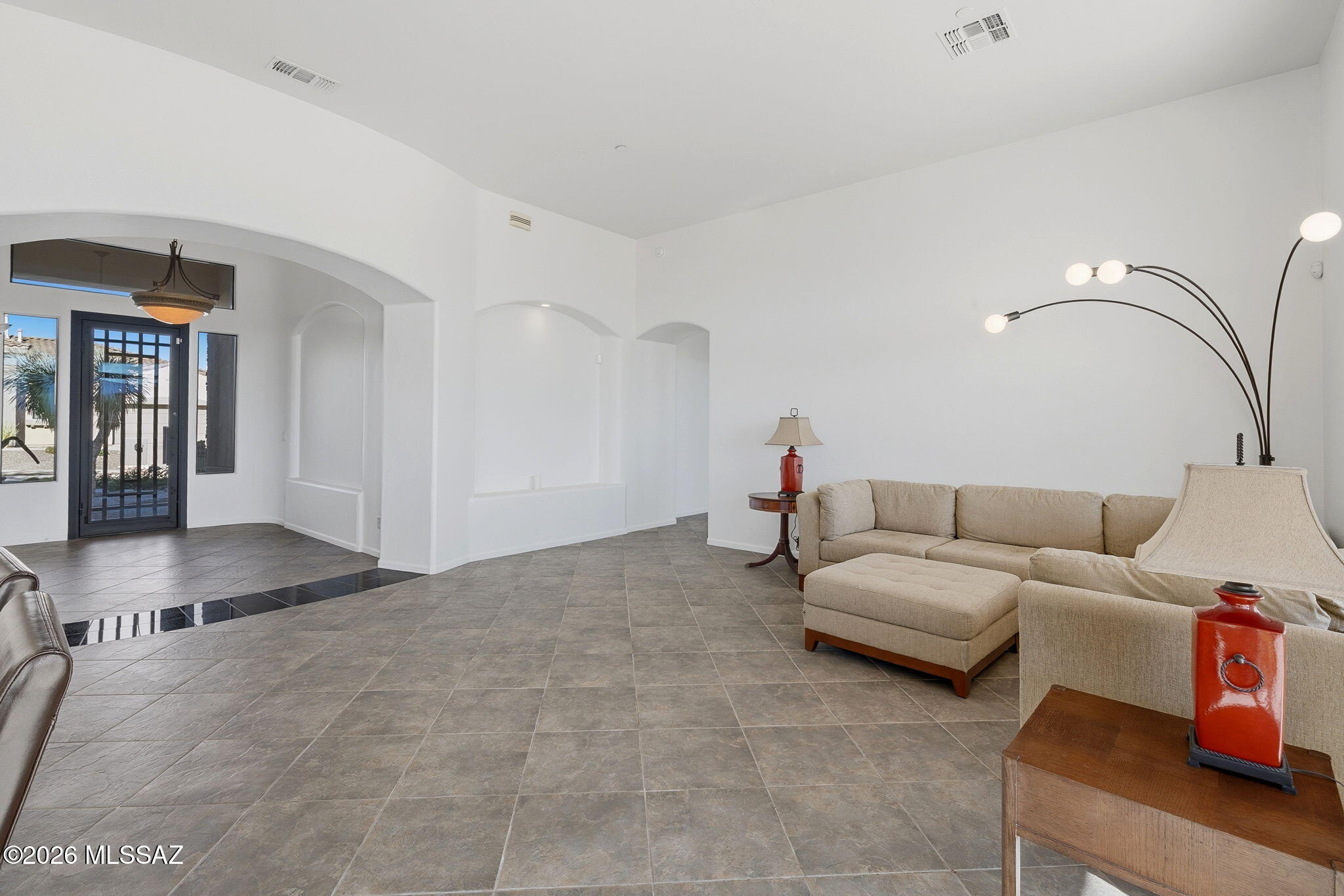 Sabino Mountain (1-290) - Residential