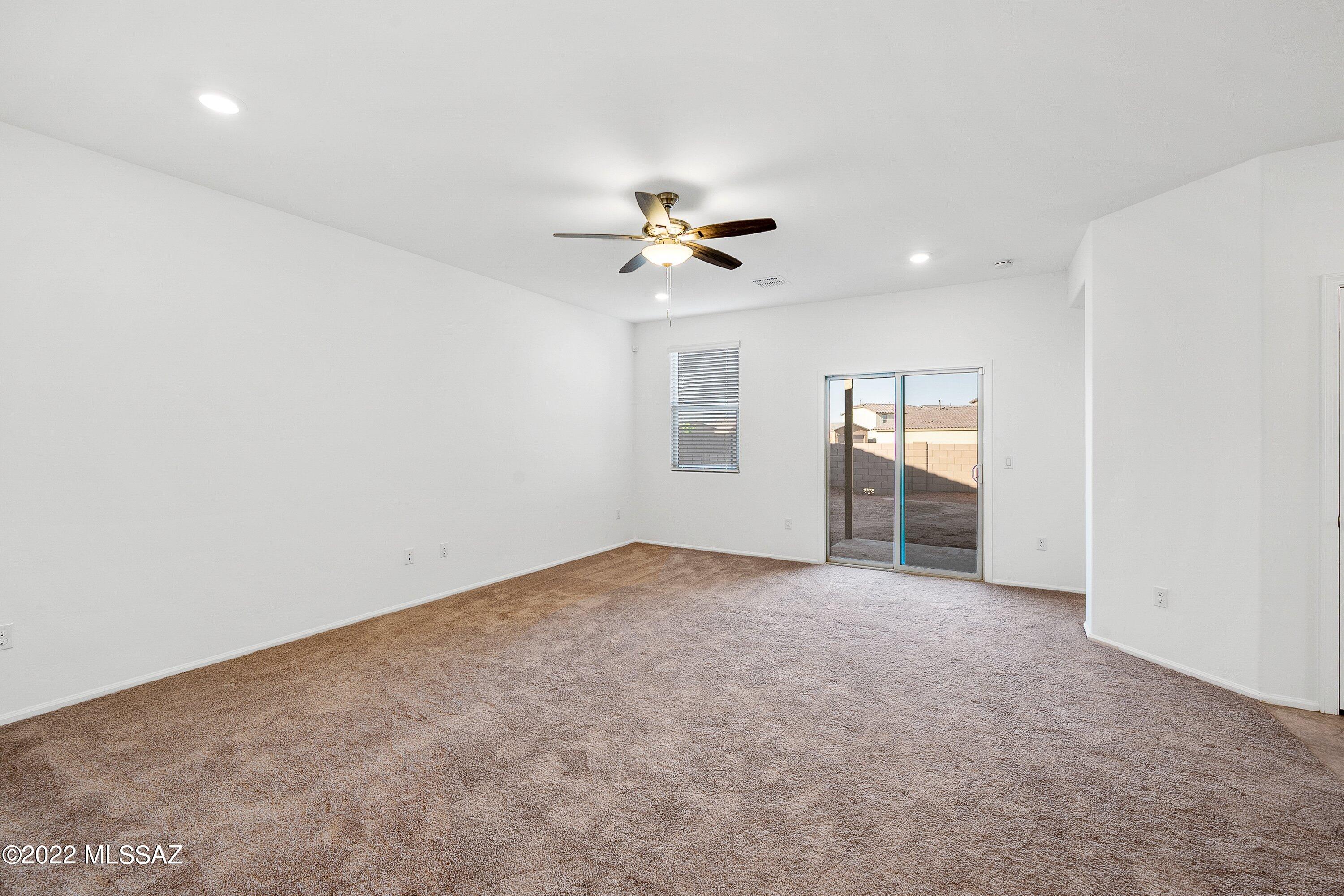 Valencia - Residential Lease