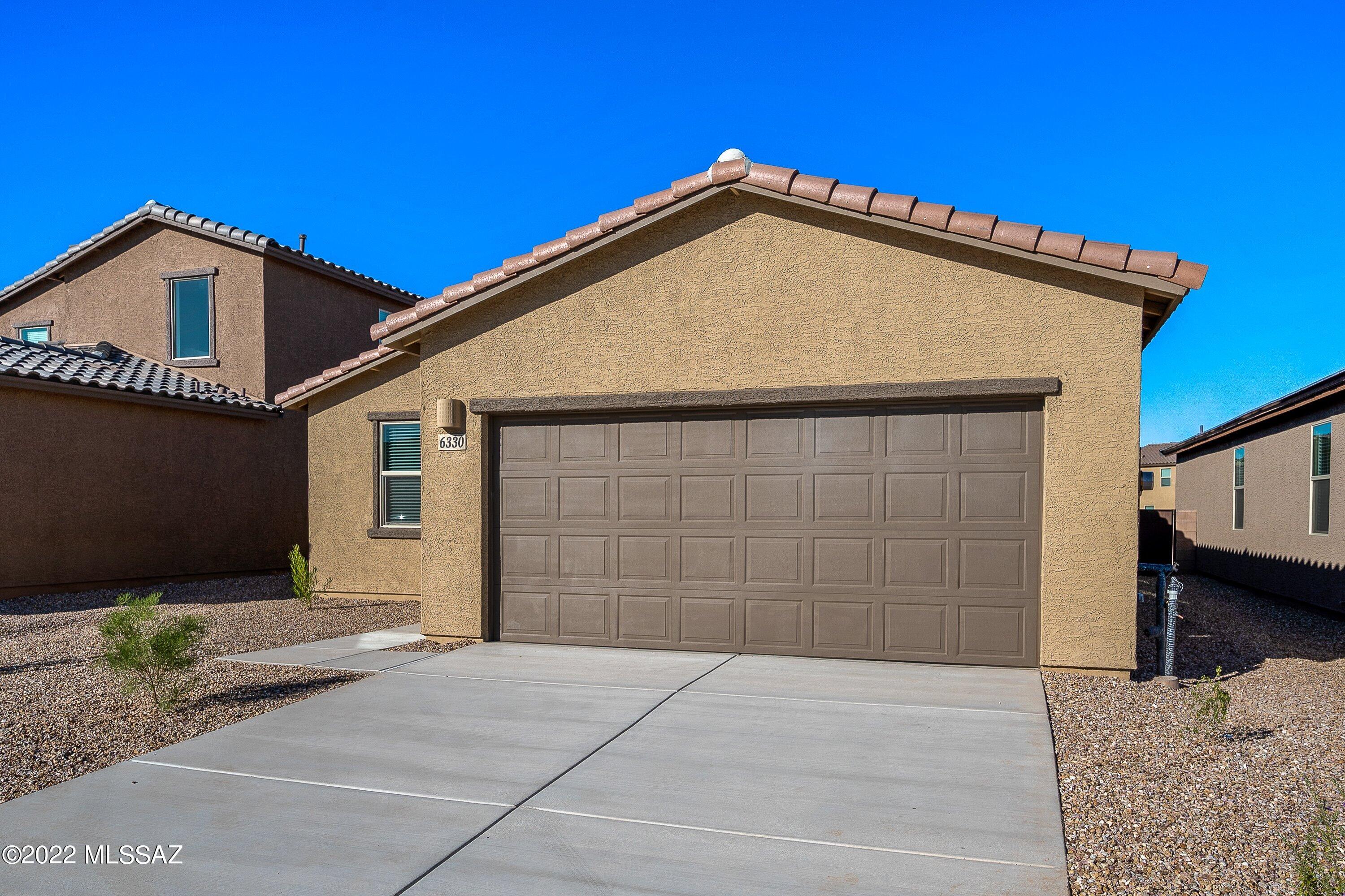 Valencia - Residential Lease