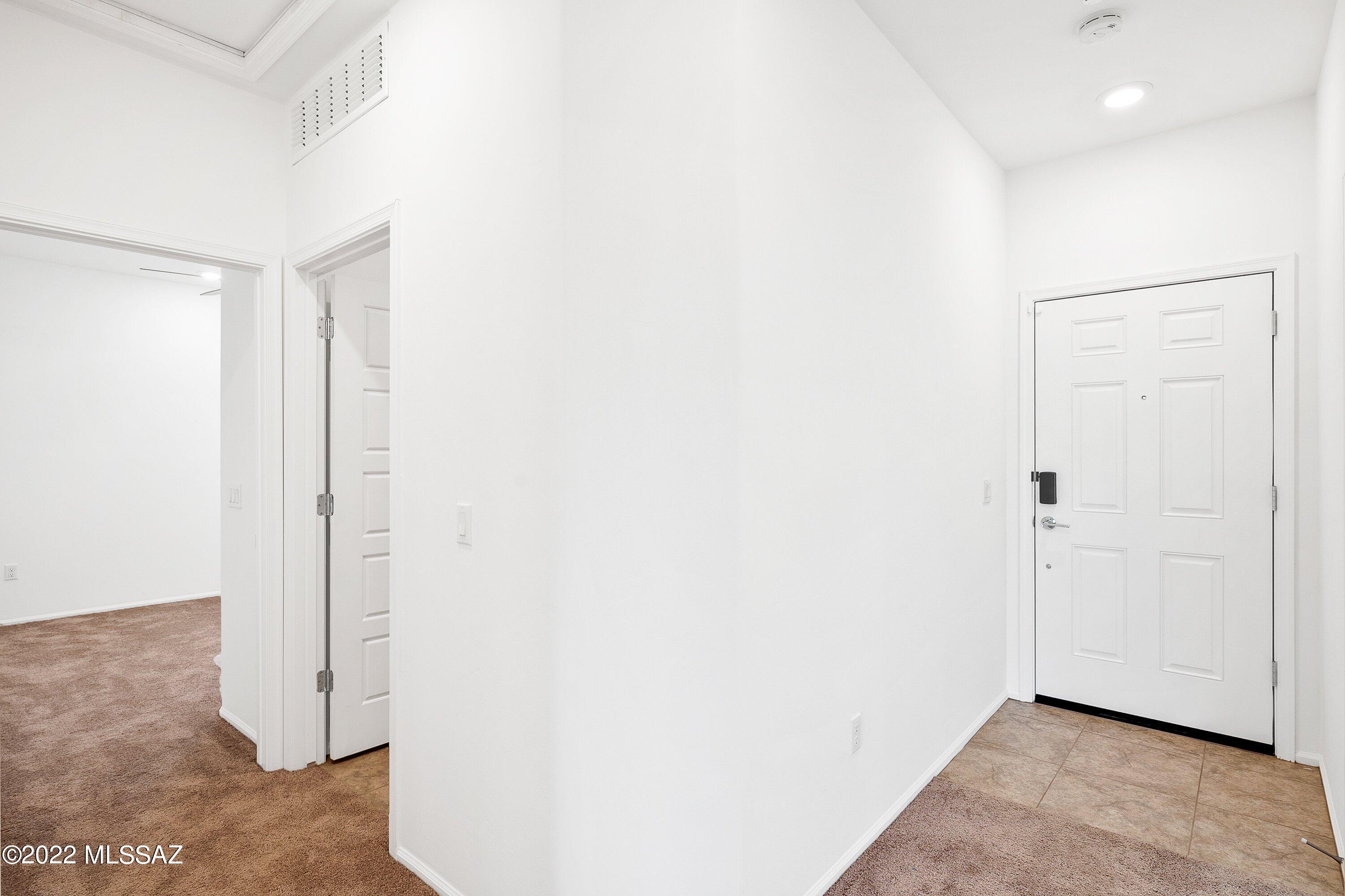 Valencia - Residential Lease