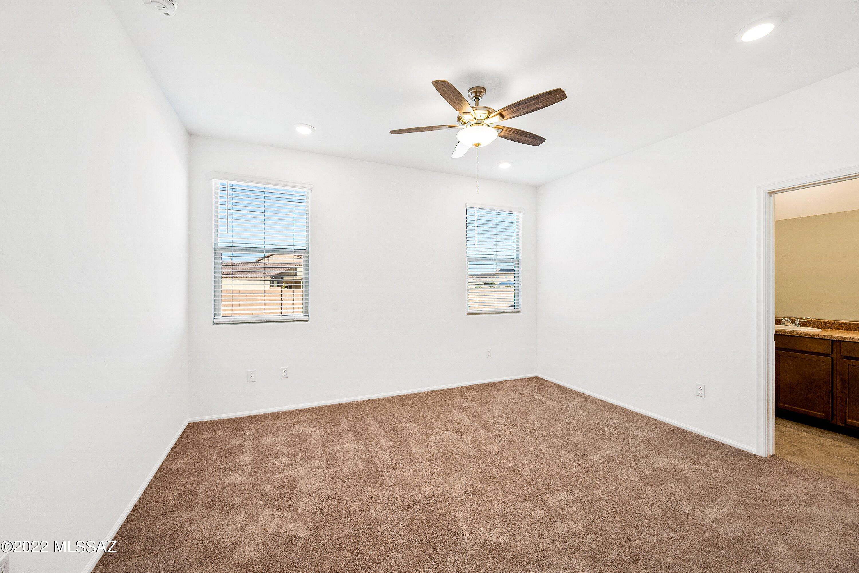 Valencia - Residential Lease