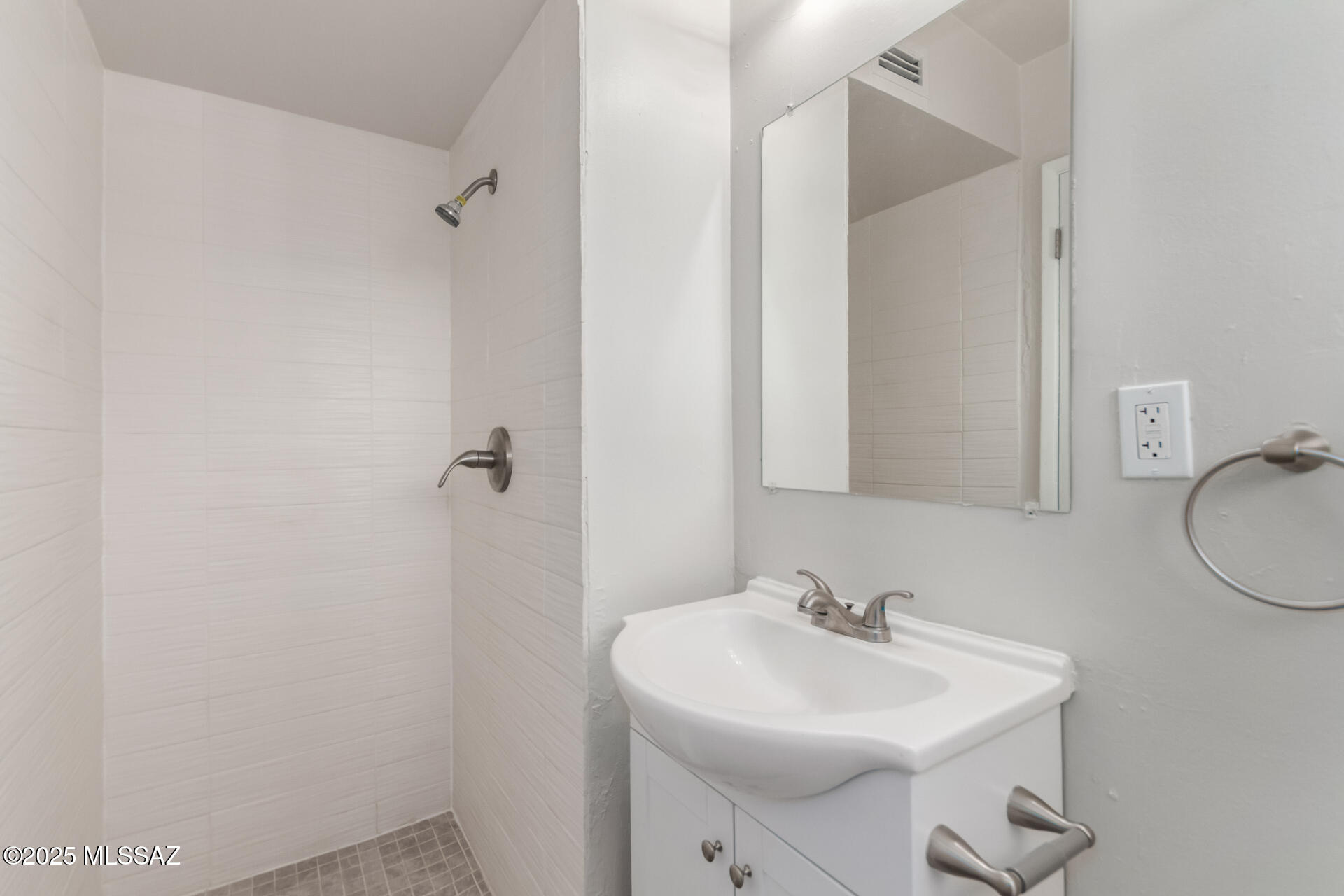 Vista Del Sahuaro IV - Residential