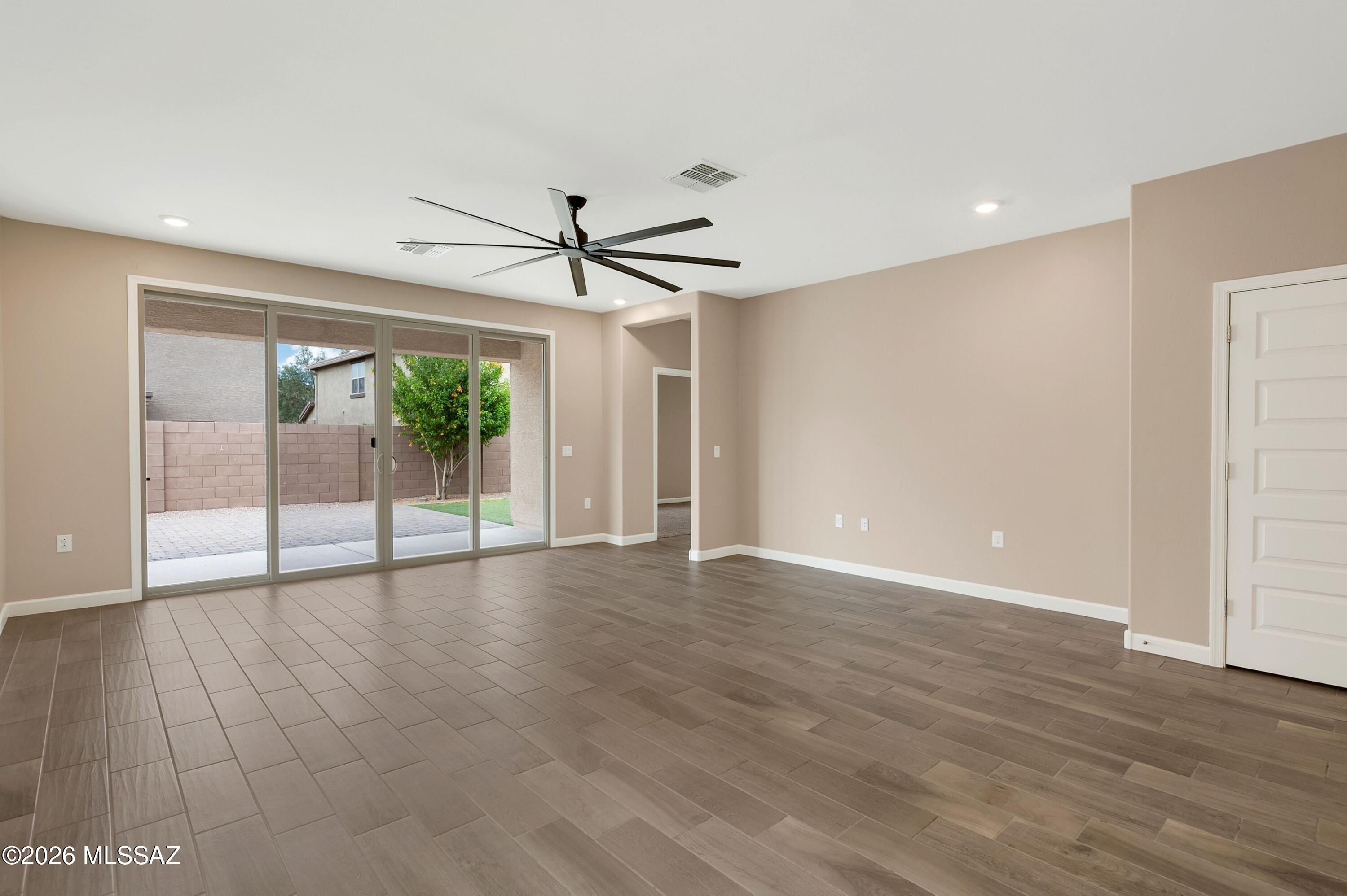 Saguaro Bloom 7A - Residential