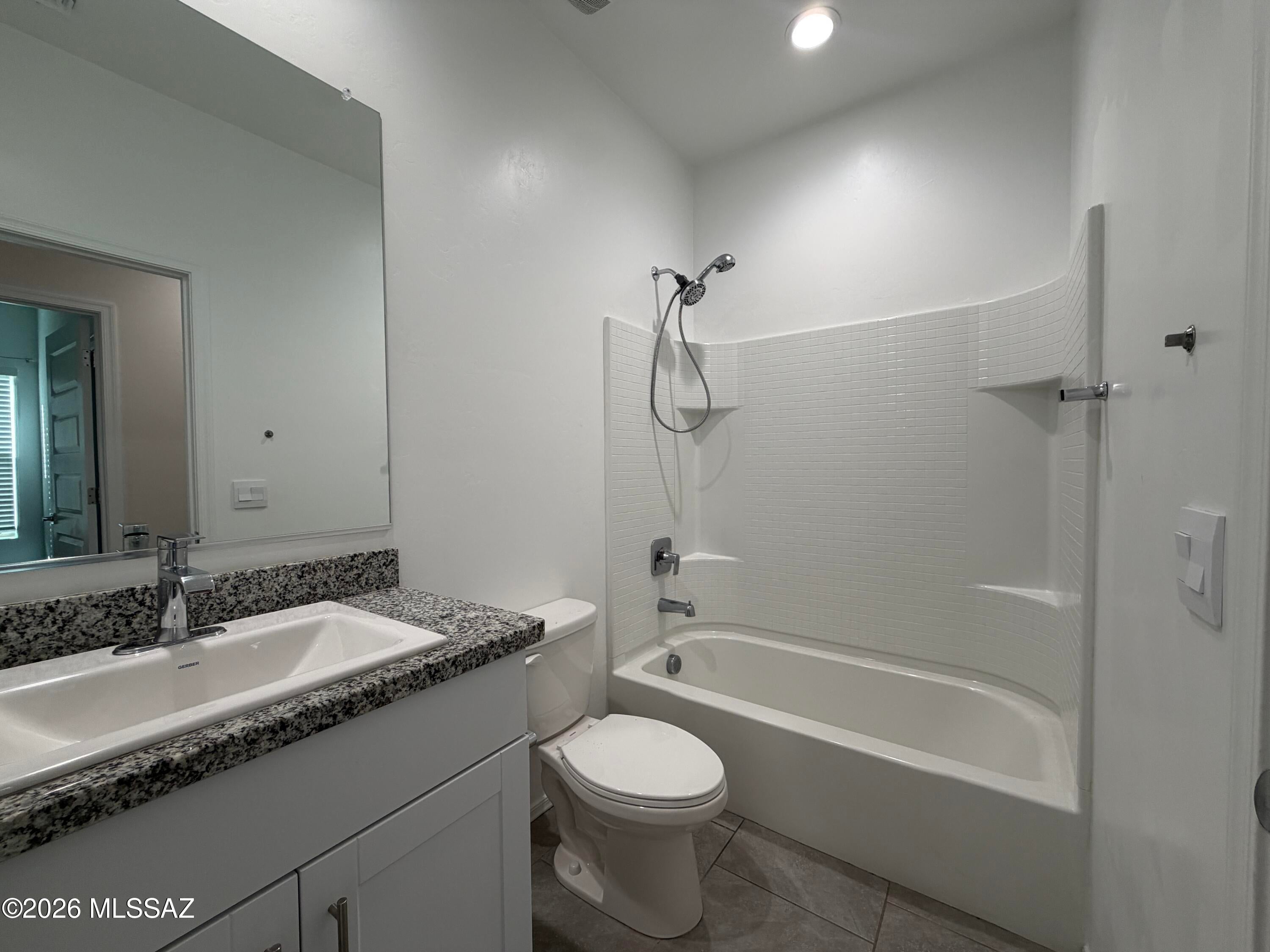 Weissman Ridge - Residential Lease