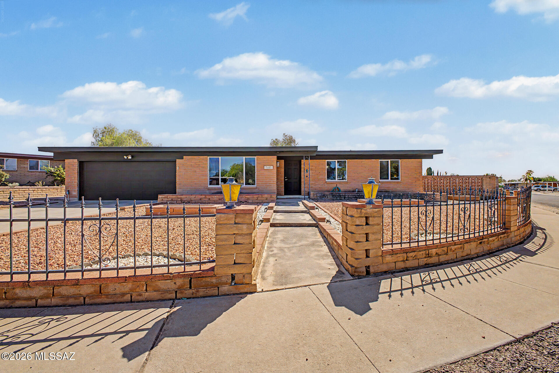 Essex Gardens East (1-44) - Residential