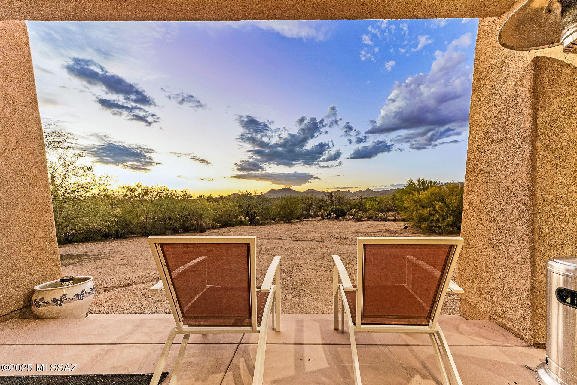 La Cholla Airpark - Residential