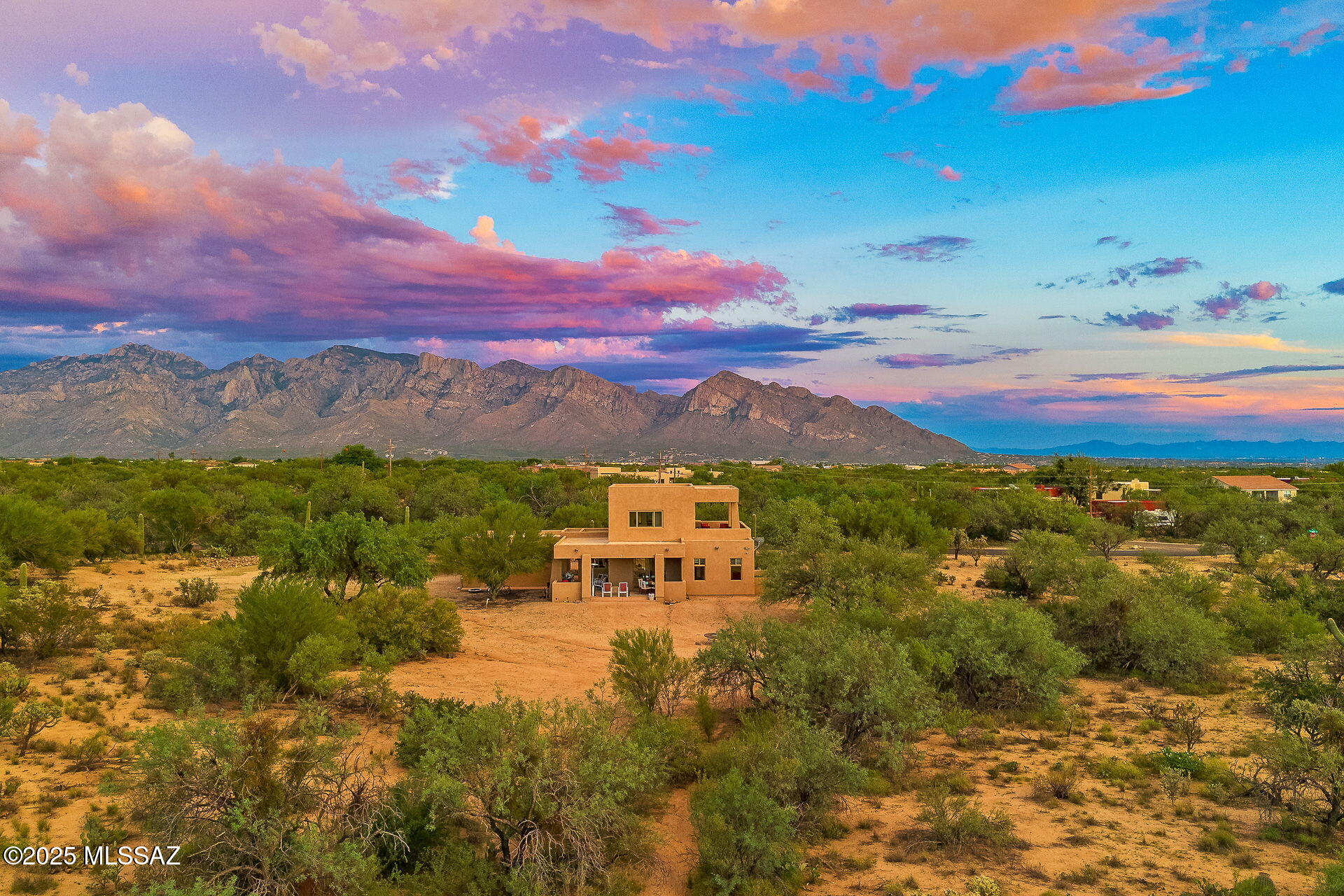 La Cholla Airpark - Residential