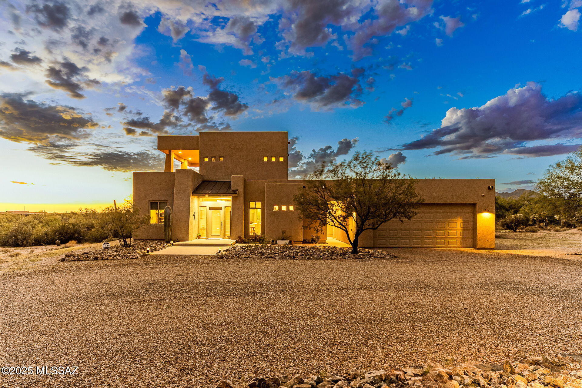 La Cholla Airpark - Residential