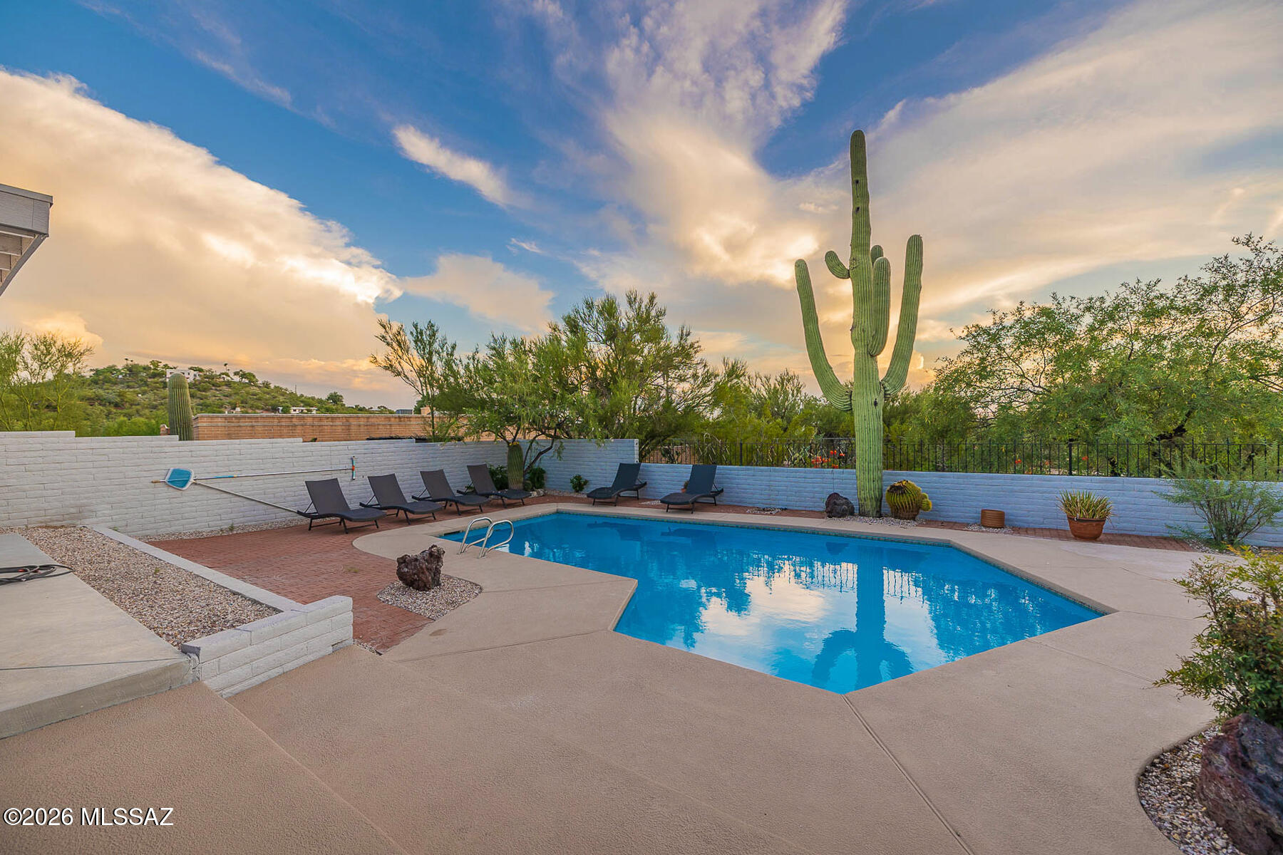 Rinconada Hills  (1-115) - Residential