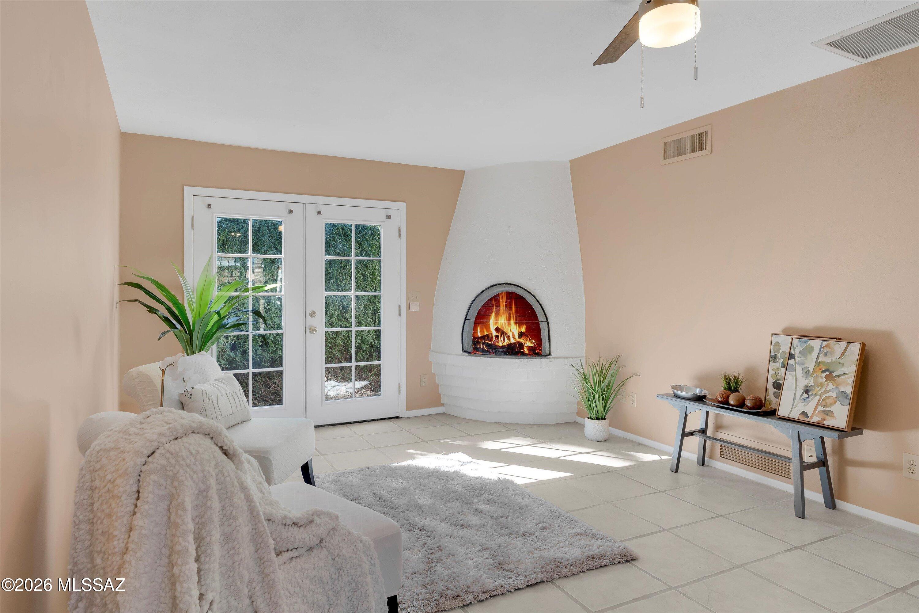 Vista Del Oro Townhouses (1-33) - Residential