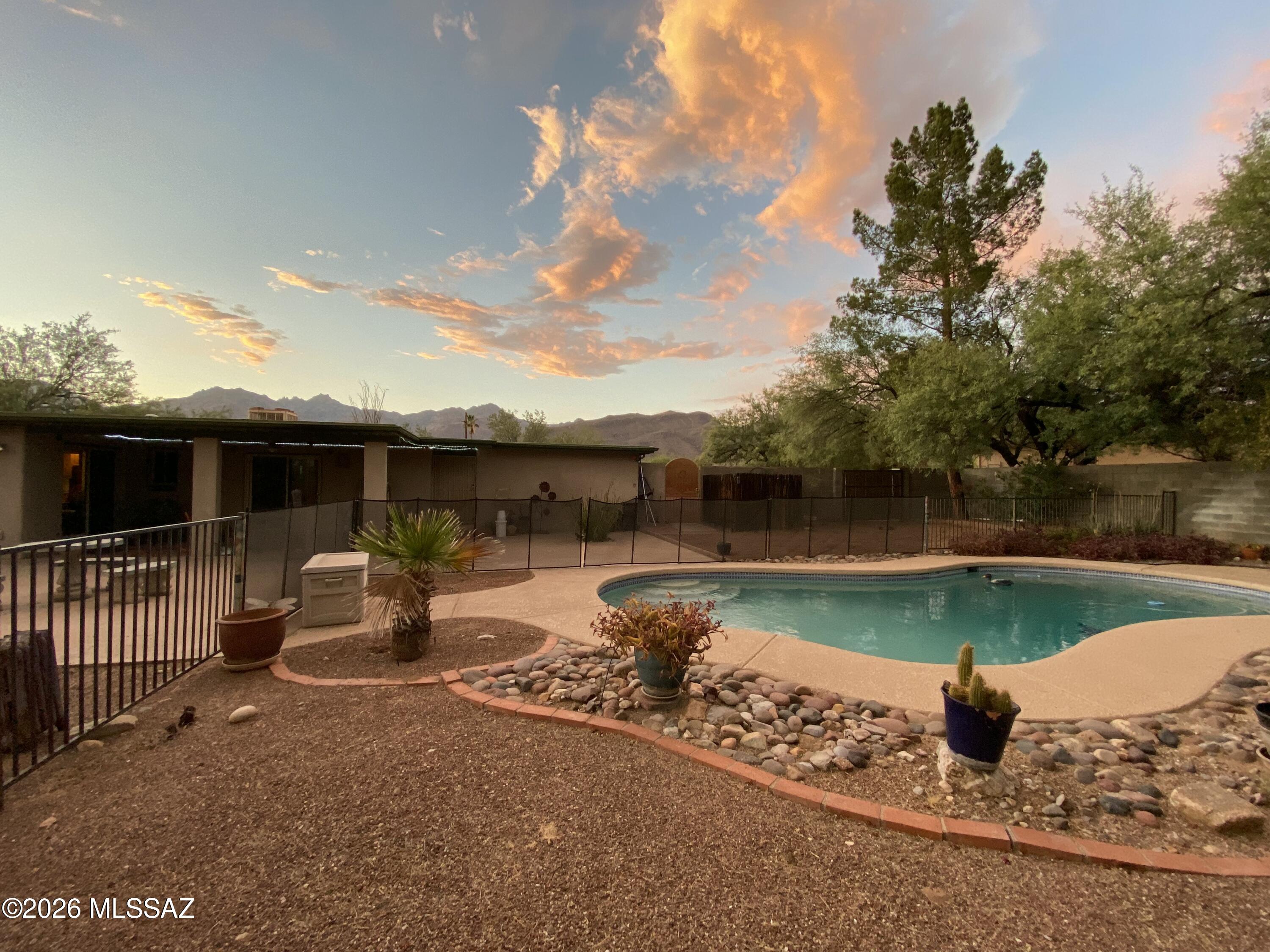 Bear Canyon Hills - Residential
