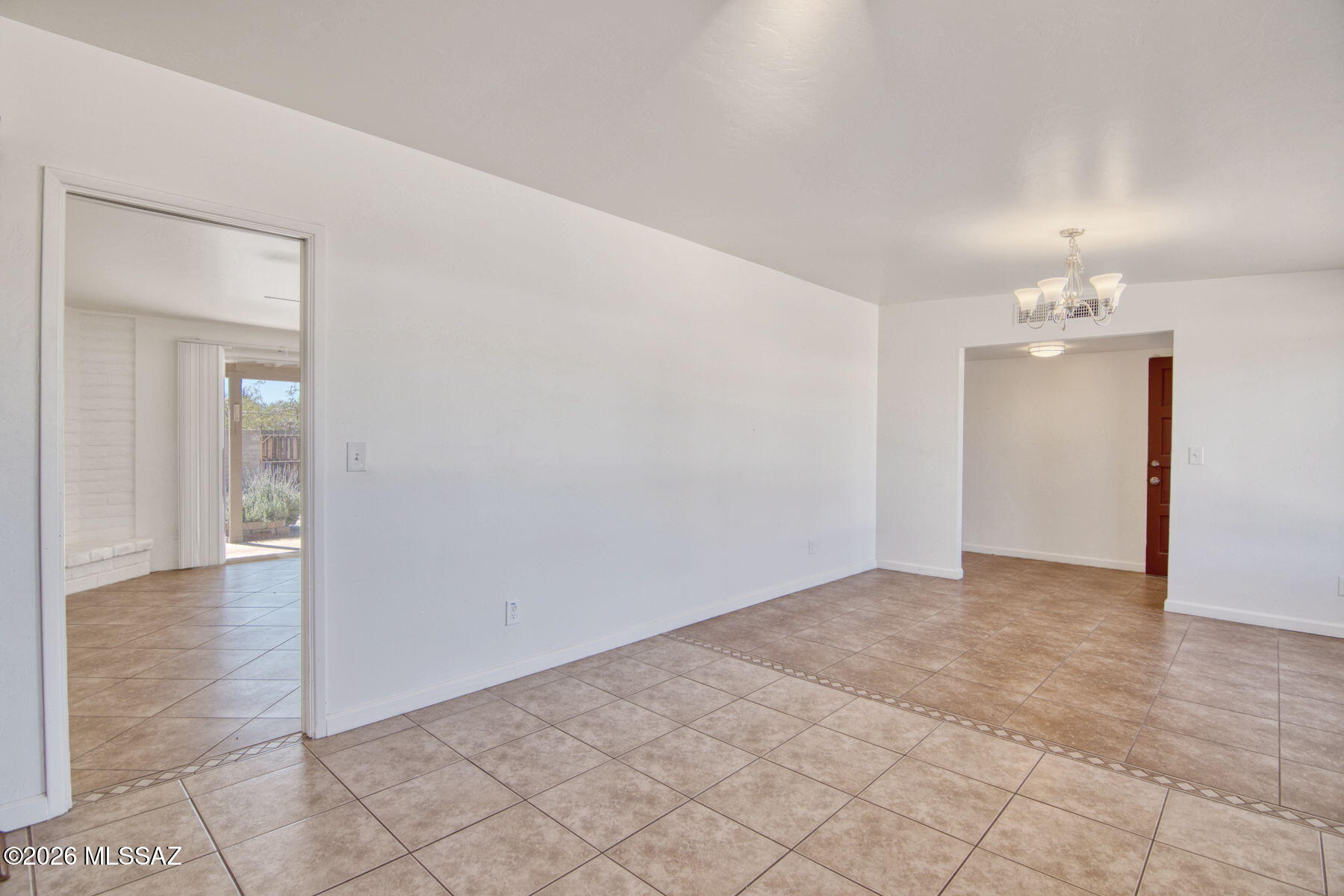 Broadway East (1-112) - Residential