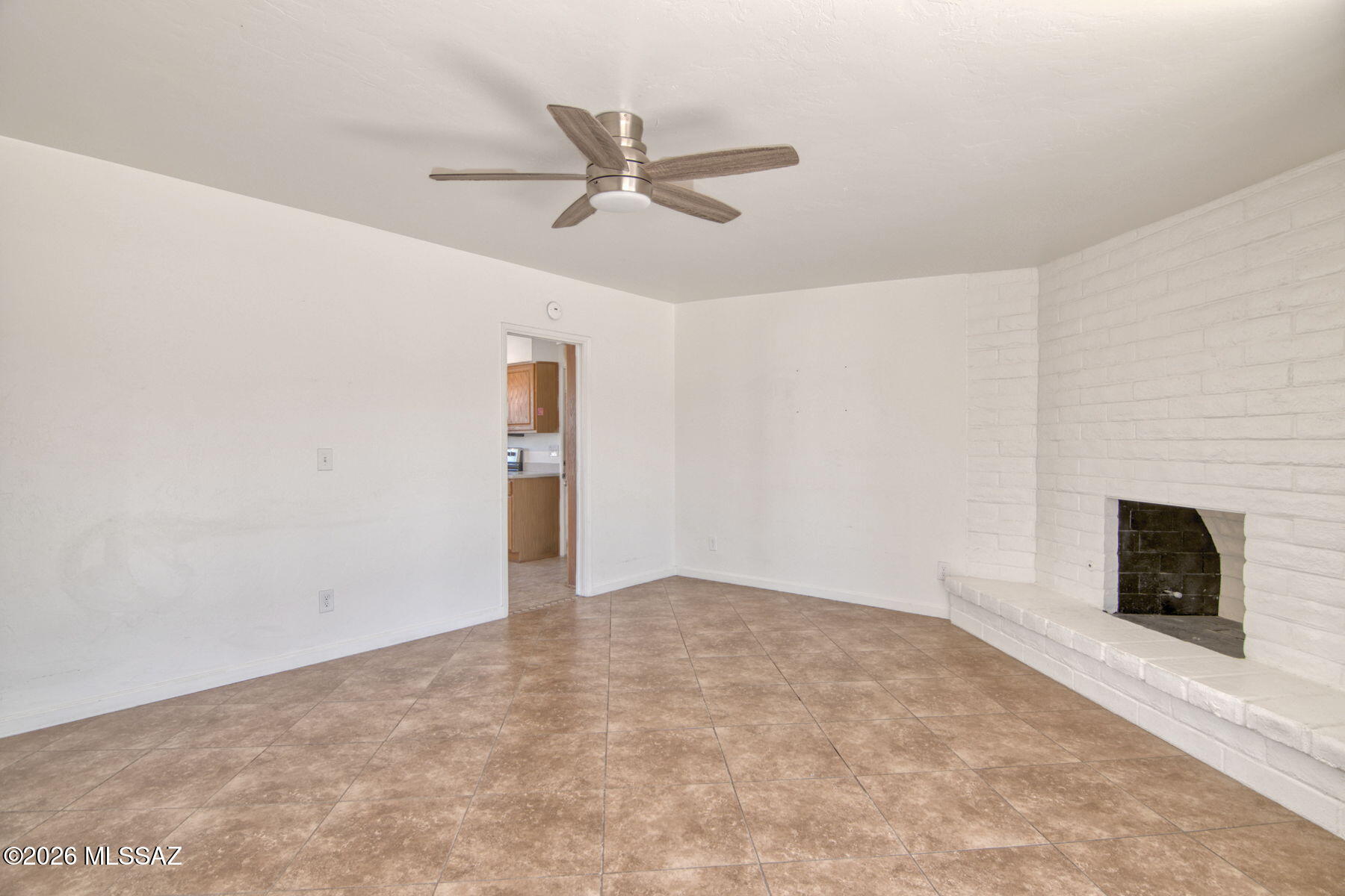Broadway East (1-112) - Residential