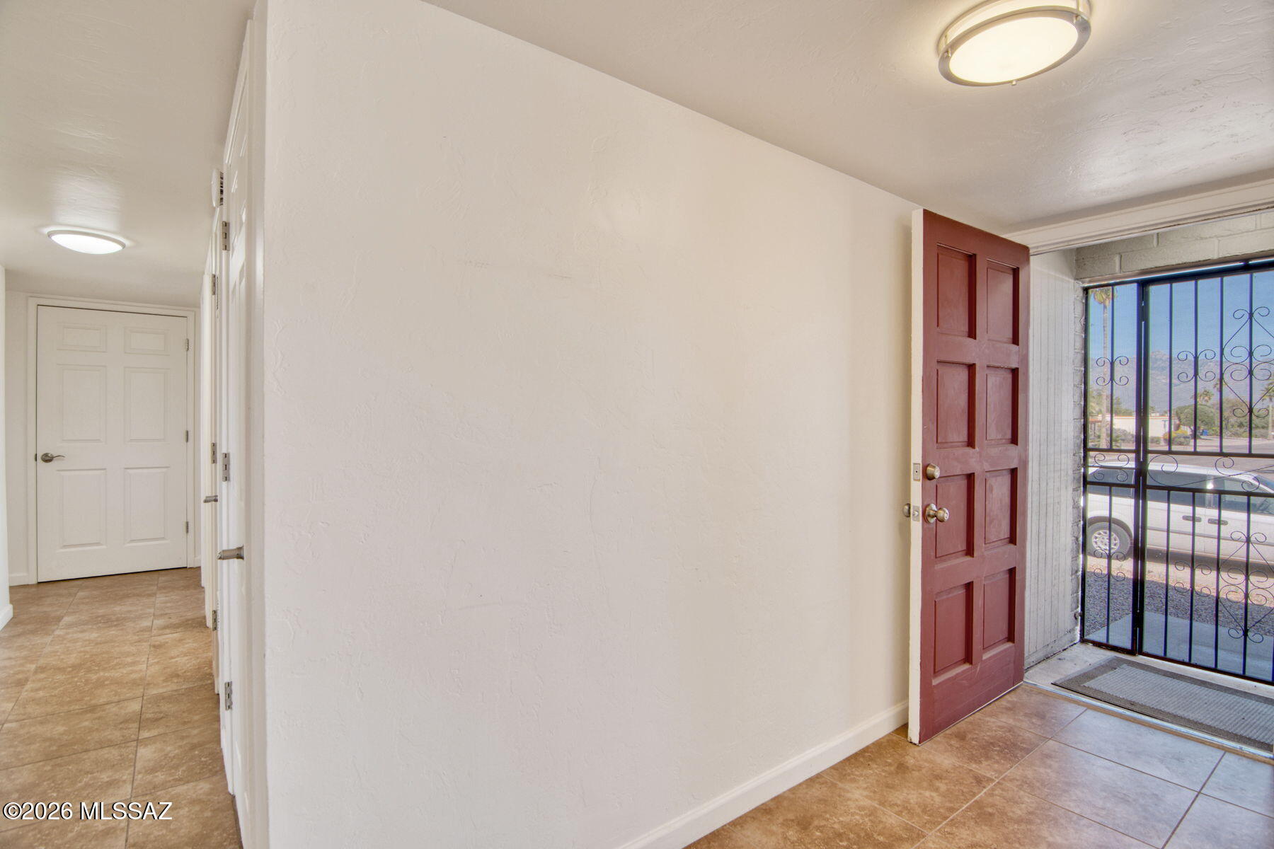 Broadway East (1-112) - Residential