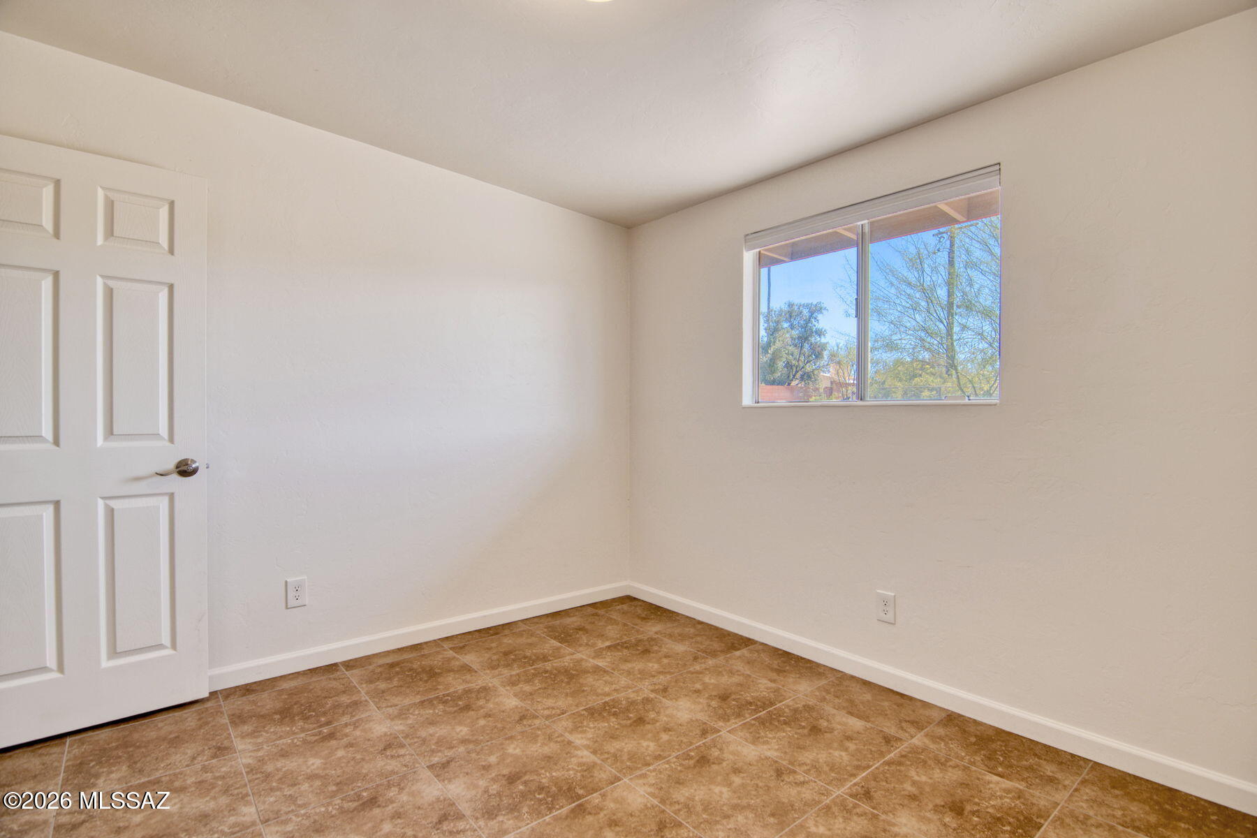 Broadway East (1-112) - Residential