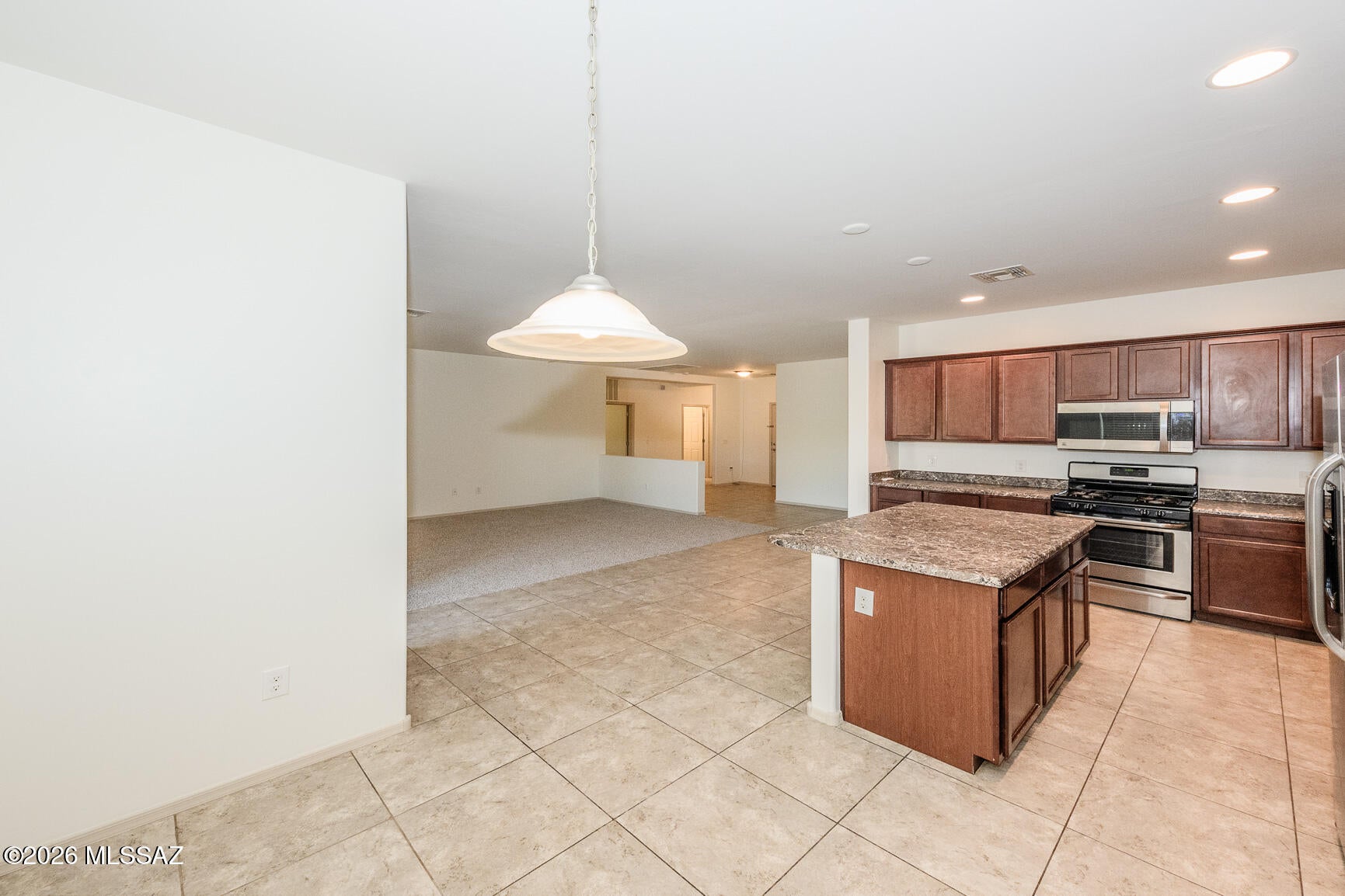 New Tucson Unit NO. 5 (1-312) - Residential Lease
