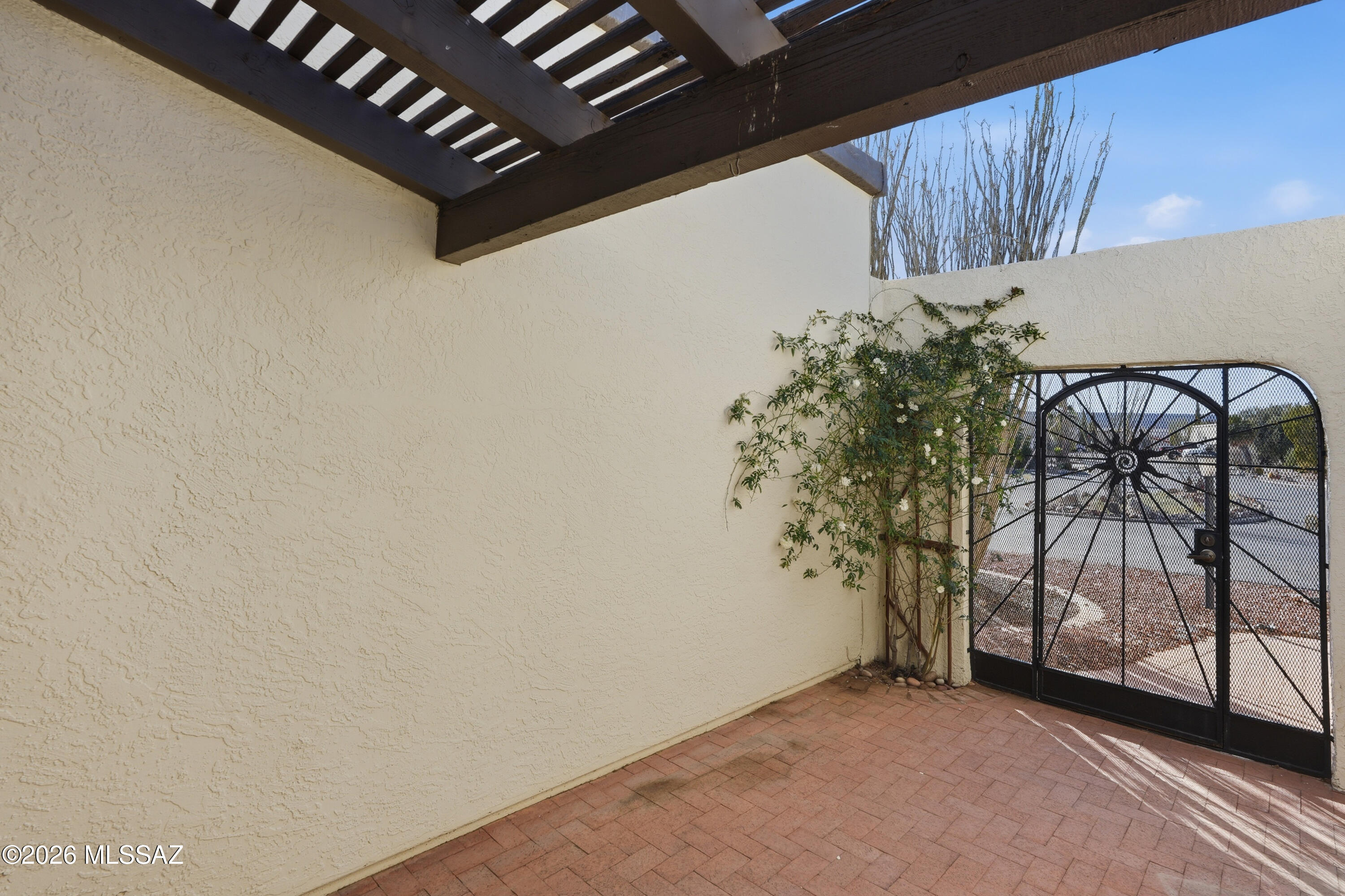 Continental Vistas(1-302) - Residential