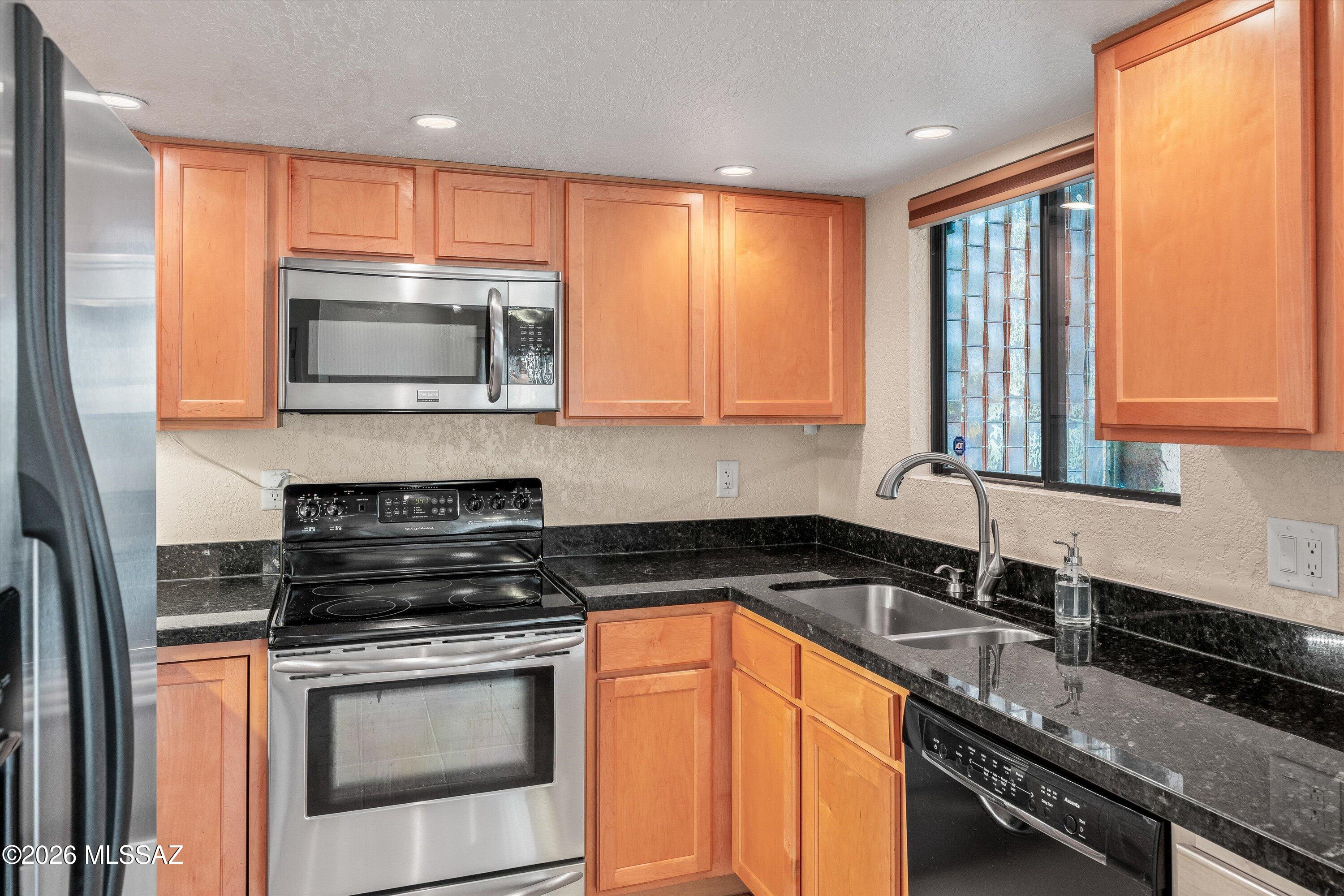 Ventana Vista Condominiums - Residential Lease