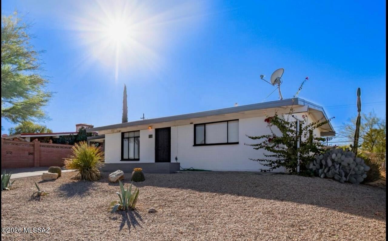 Discover the charm of peaceful desert living in this beautifully remodeled San Manuel home. This move-in-ready property features a newly renovated kitchen and bathroom, attractive wood-style flooring, new fixtures throughout, and fresh, updated finishes.The well-maintained landscaping creates excellent curb appeal and provides a welcoming outdoor setting for relaxing or entertaining. Enjoy the relaxed atmosphere , its open skies, mountain scenery, and small town feel. Whether you're looking for a comfortable full-time home, a weekend escape, or an investment opportunity, this lovingly updated home offers an appealing combination of comfort, affordability, scenery, and value. Come experience the peaceful setting and see how easy it can be to make this San Manuel gem your own.