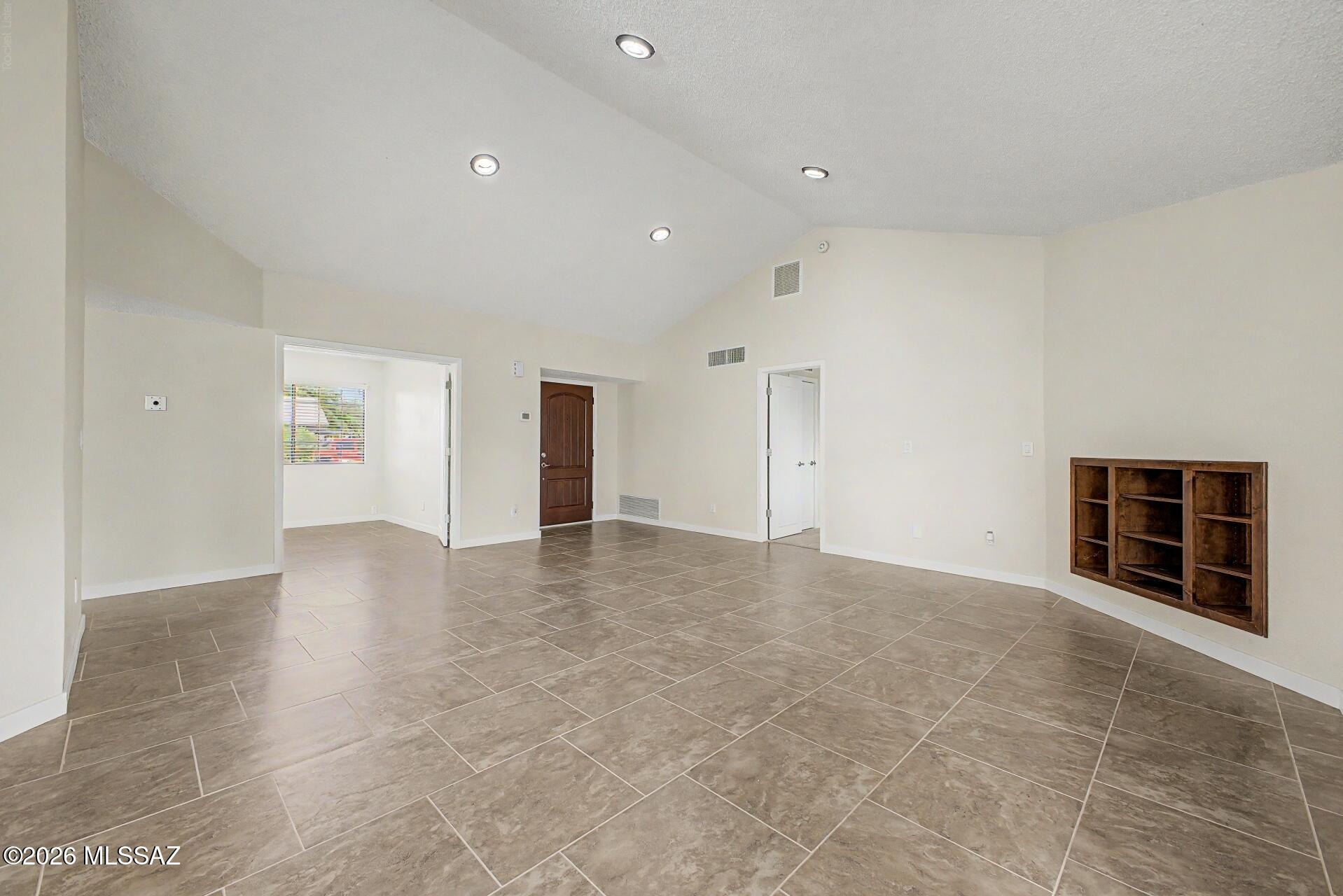 Mission Ridge (1-305) - Residential