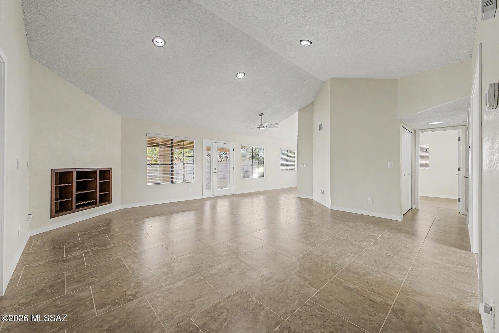 Mission Ridge (1-305) - Residential