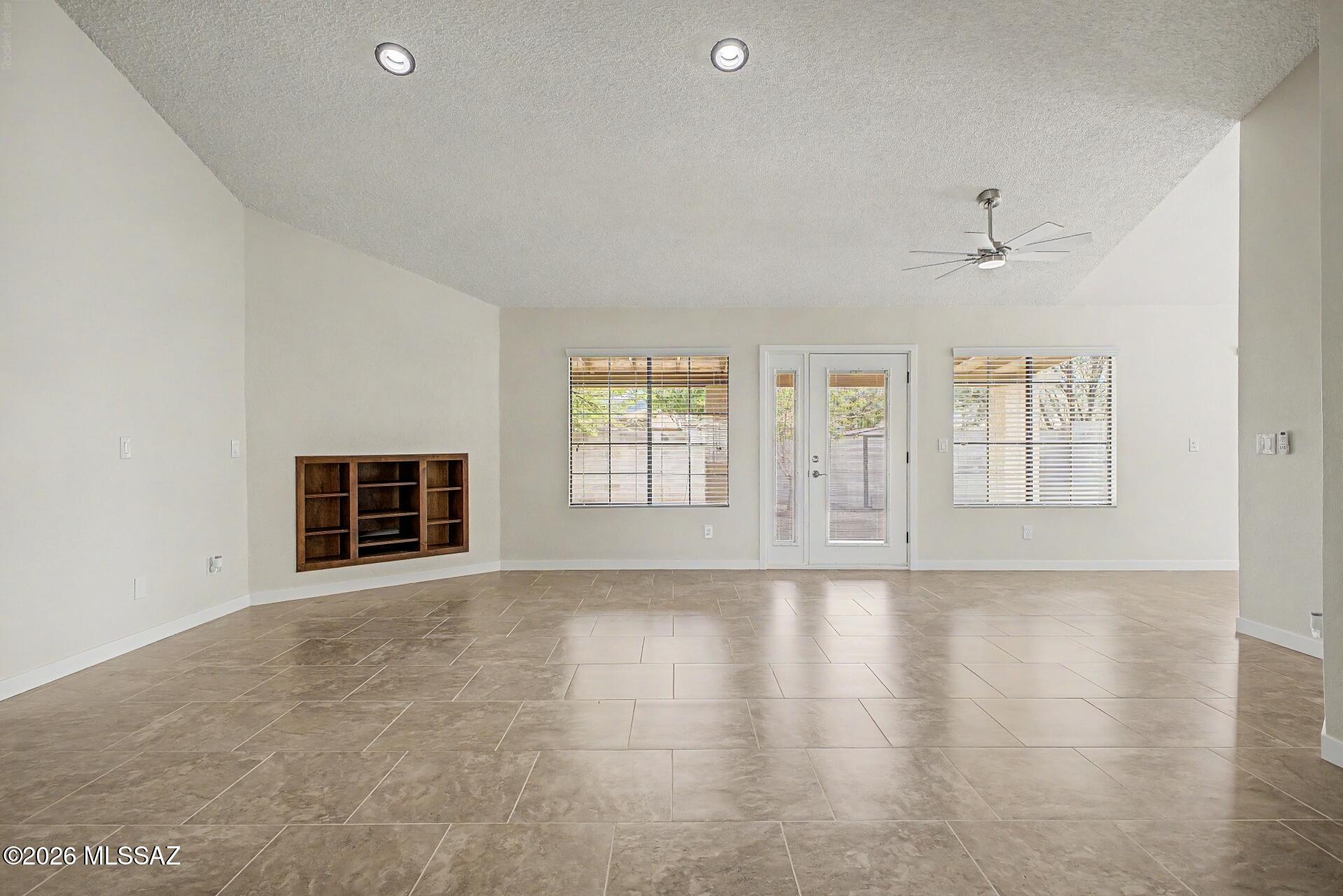 Mission Ridge (1-305) - Residential