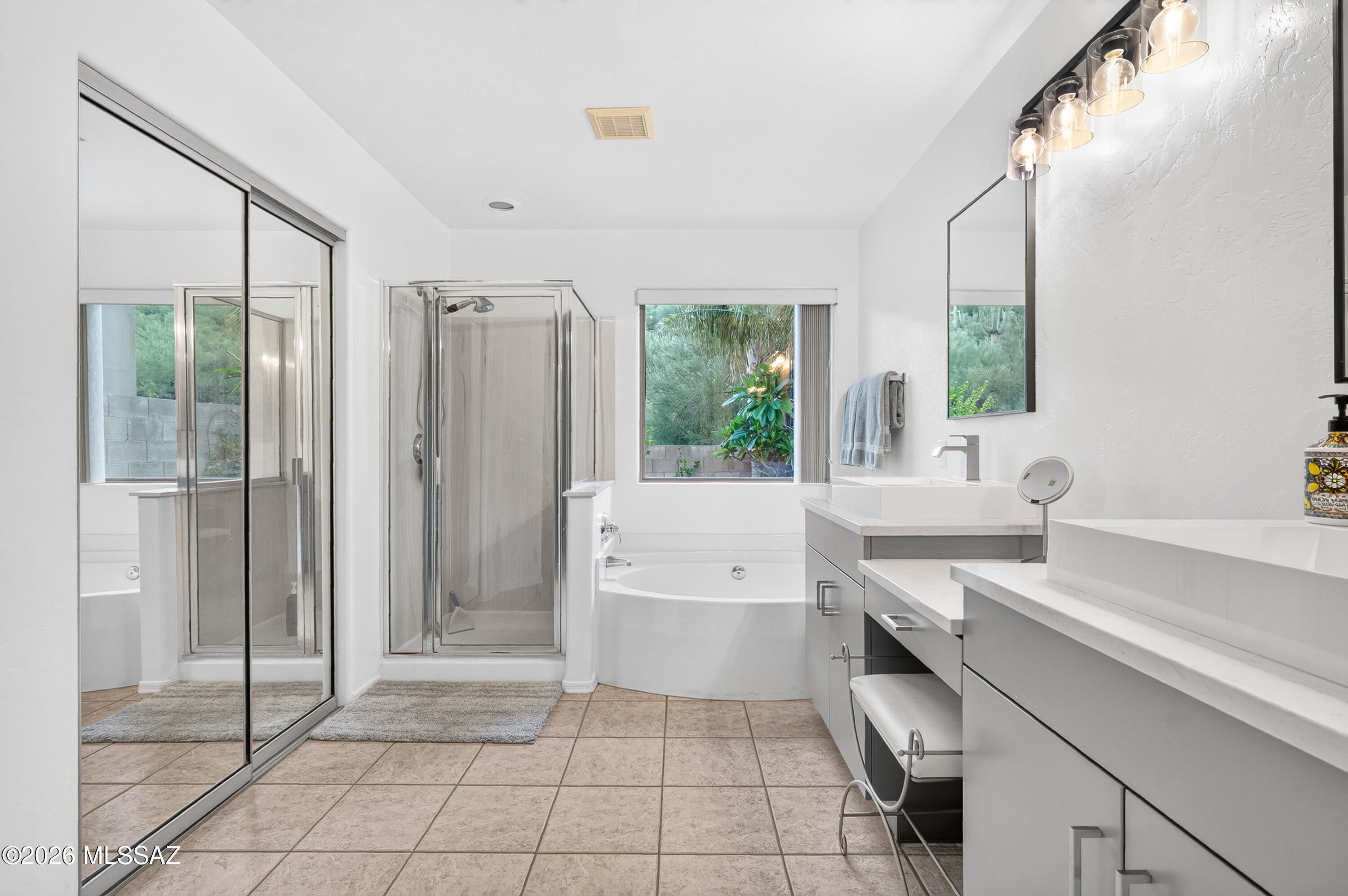Sabino Mountain (1-290) - Residential