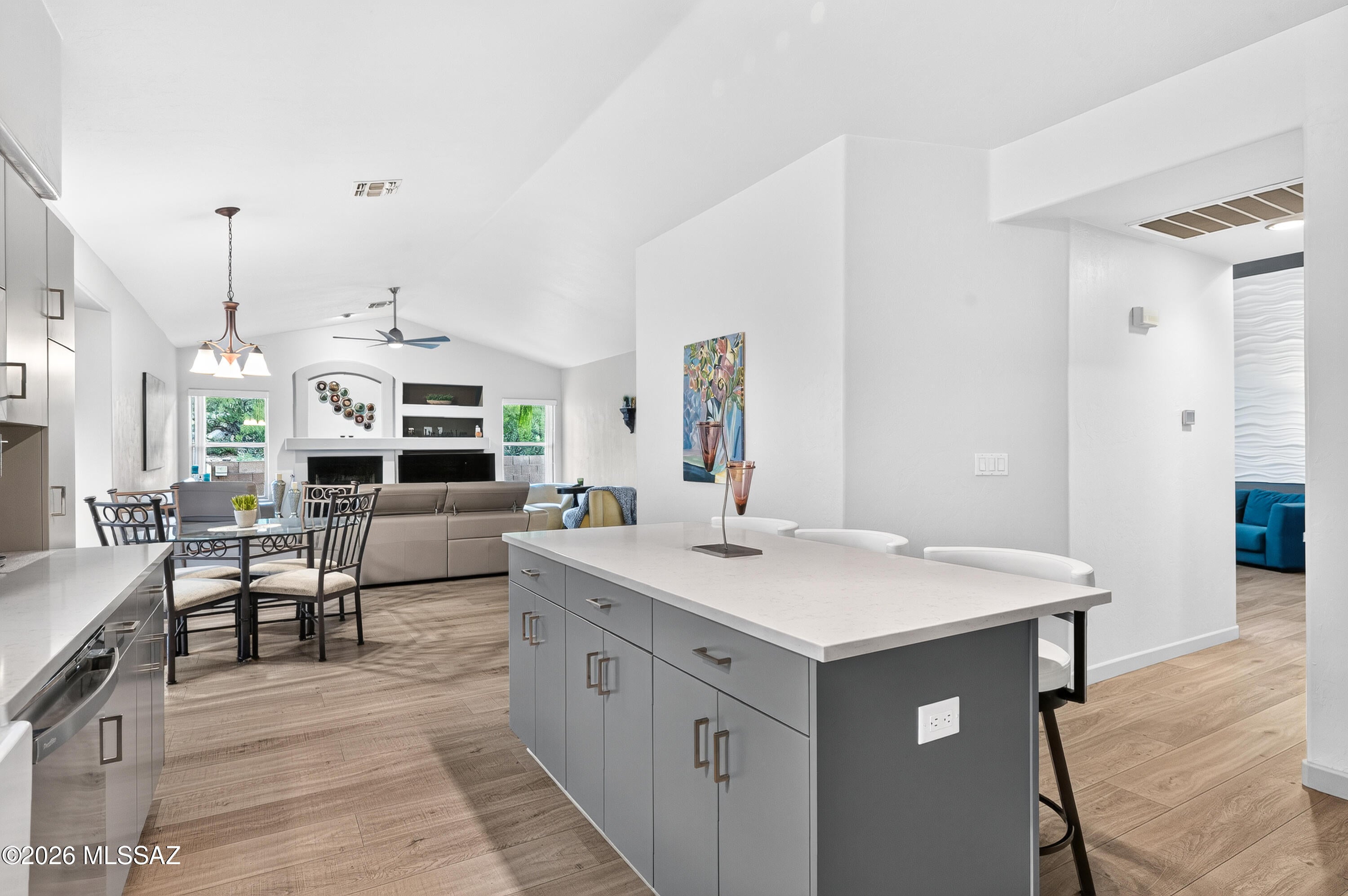 Sabino Mountain (1-290) - Residential
