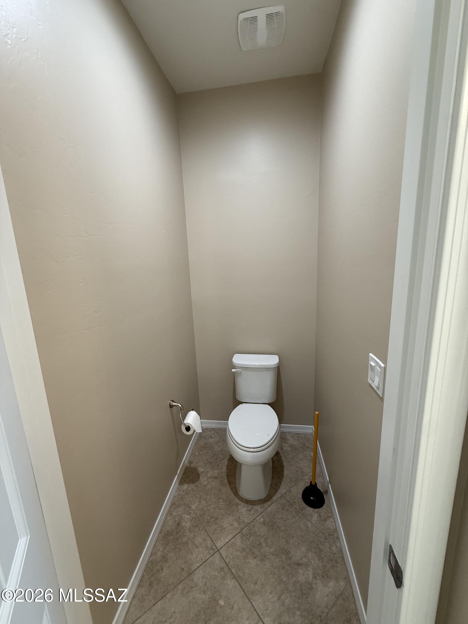 Sierra Morado Unit 3 Phase 1 SQ20142200489 - Residential Lease