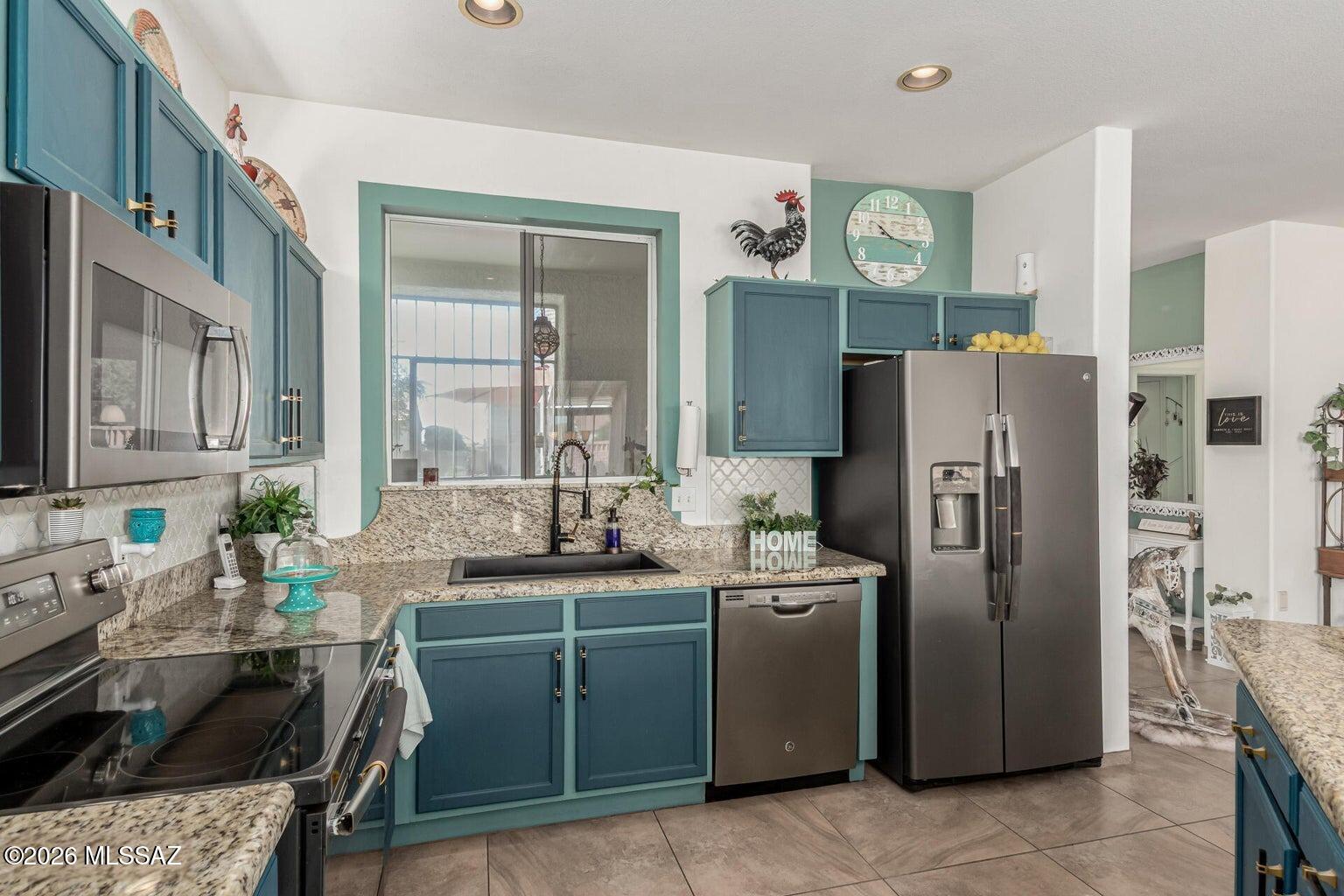 San Ignacio Heights Resub (1,2, 157-165) - Residential